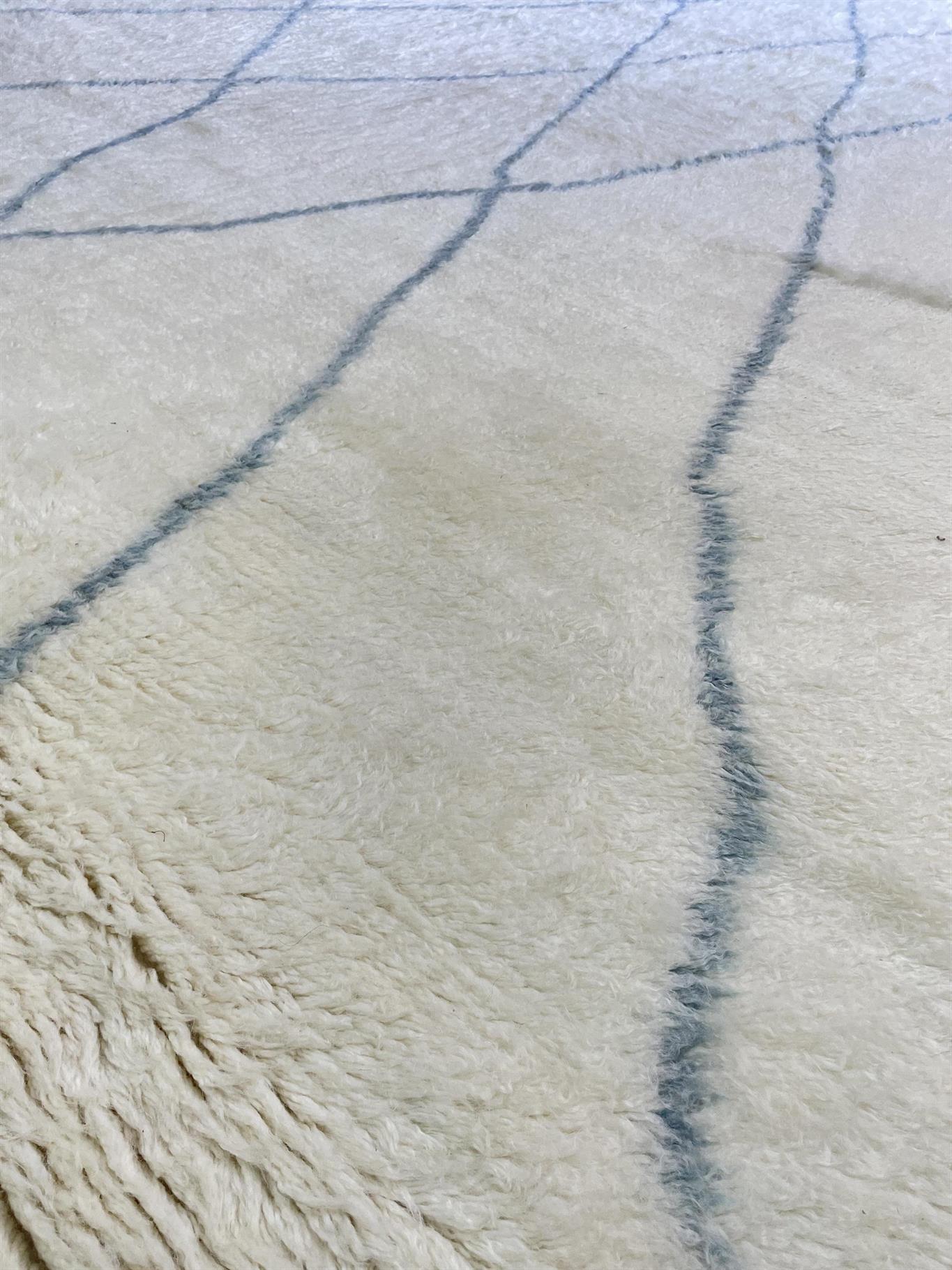 AORug#14276 size. 9'0" X 12'0"