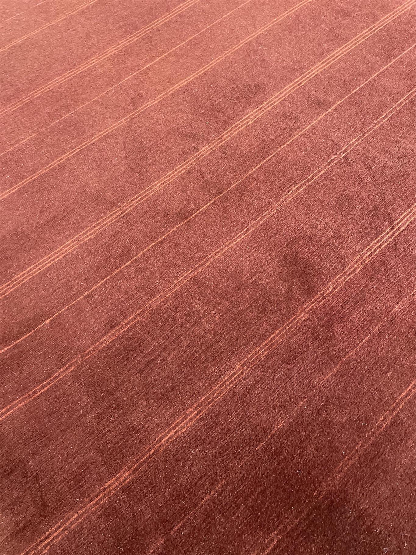 AORug#15866 size. 9' 05" x 12' 06"