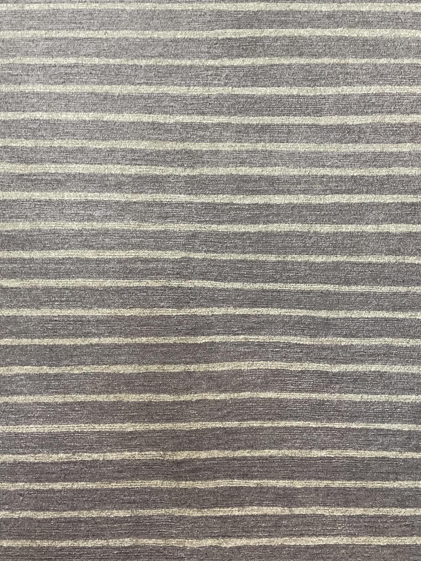AORug#15719 size. 8' 10" x 8' 10"