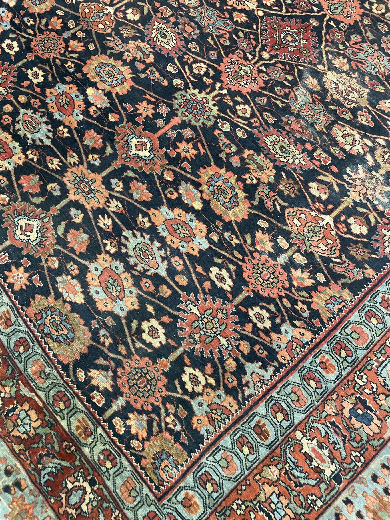 AORug#16233 size. 6' 03" x 11' 00"