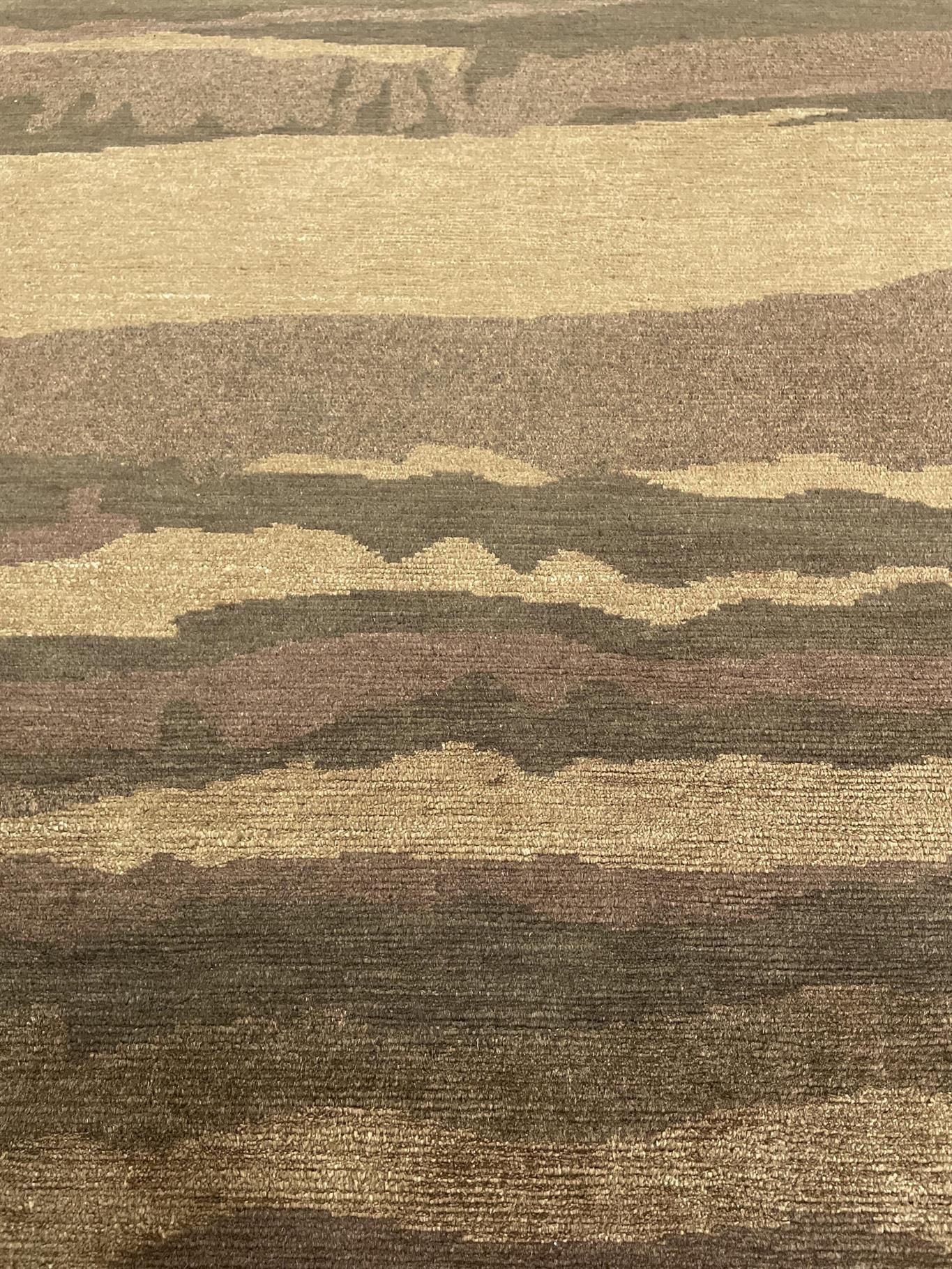 AORug#16010 size. 9' 05" x 9' 06"