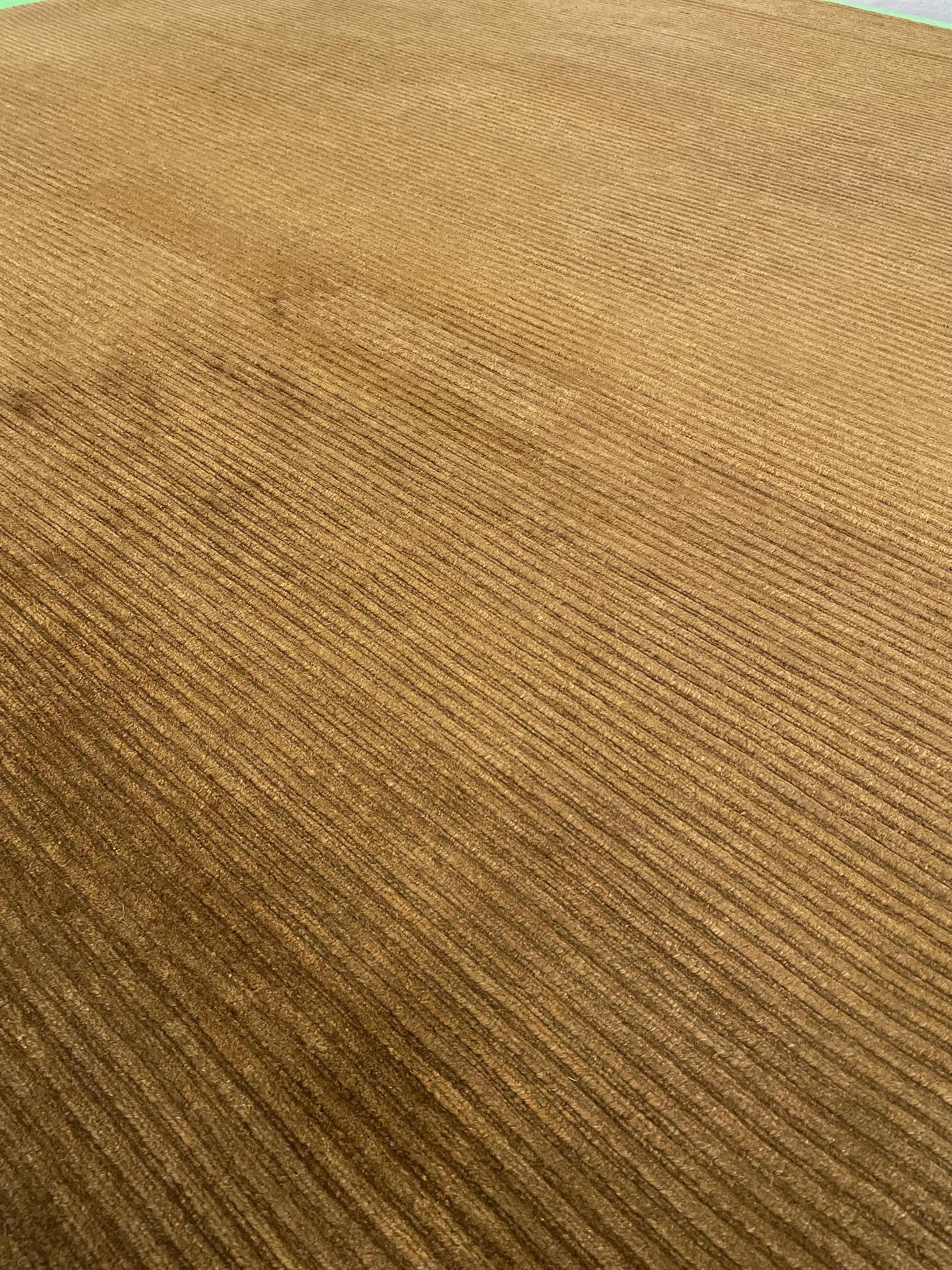 AORug#15412 size. 9' 01" x 9' 01"