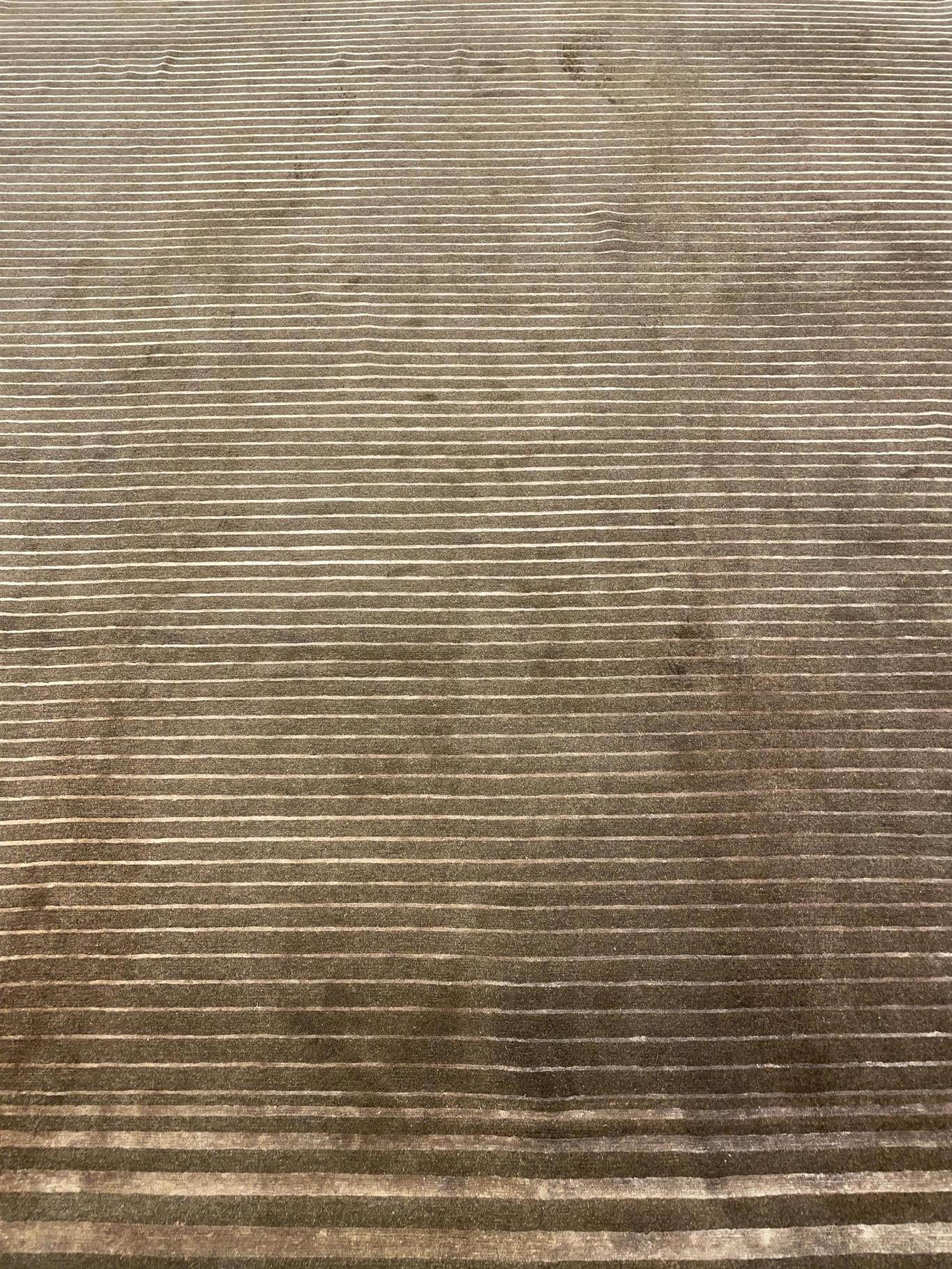 AORug#15389 size. 10' 00" x 13' 01"