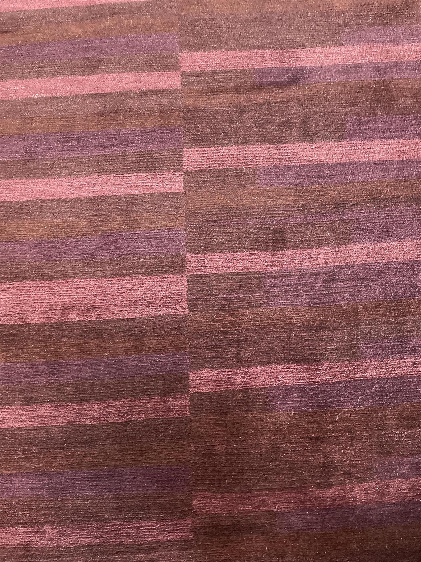 AORug#15762 size. 13' 03" x 13' 03"