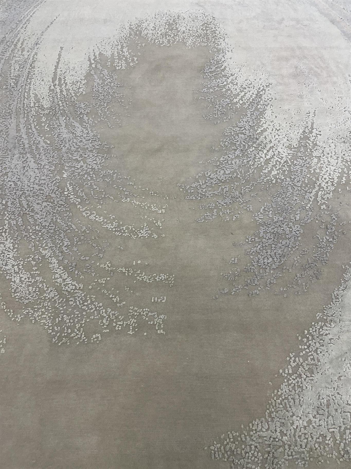 AORug#16082 size. 8'0" X 10'0"