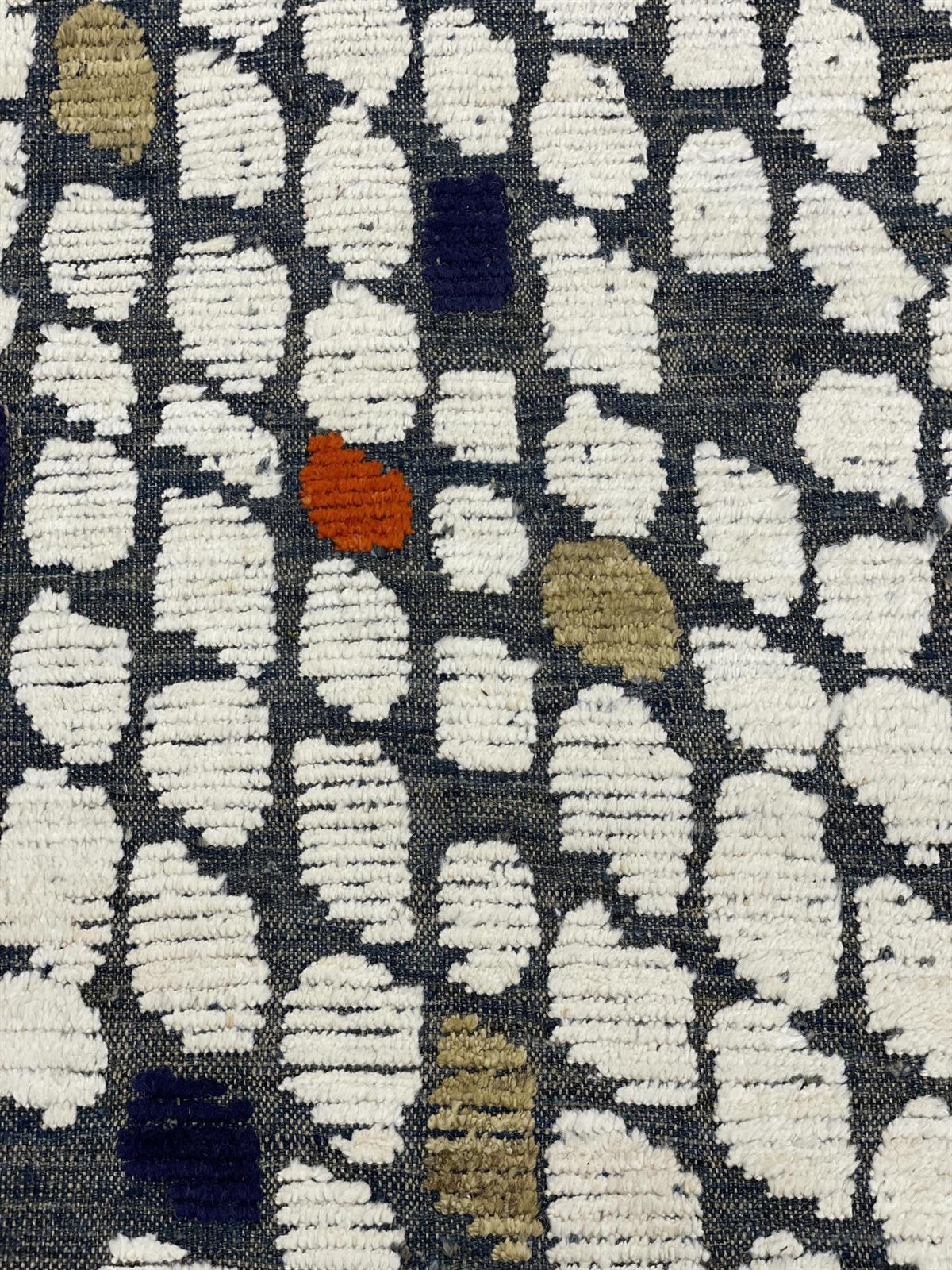 AORug#14704 size. 9'0" X 10'0"