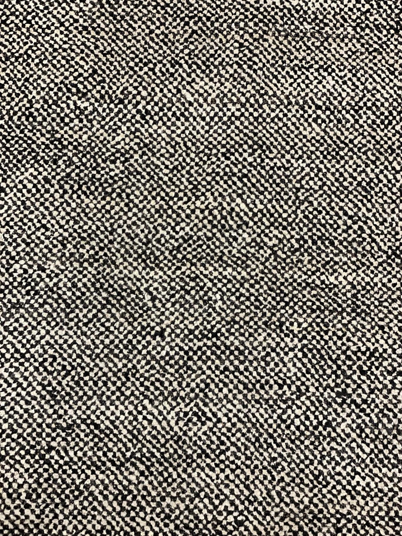 AORug#16296 size. 8' 00" x 9' 11"