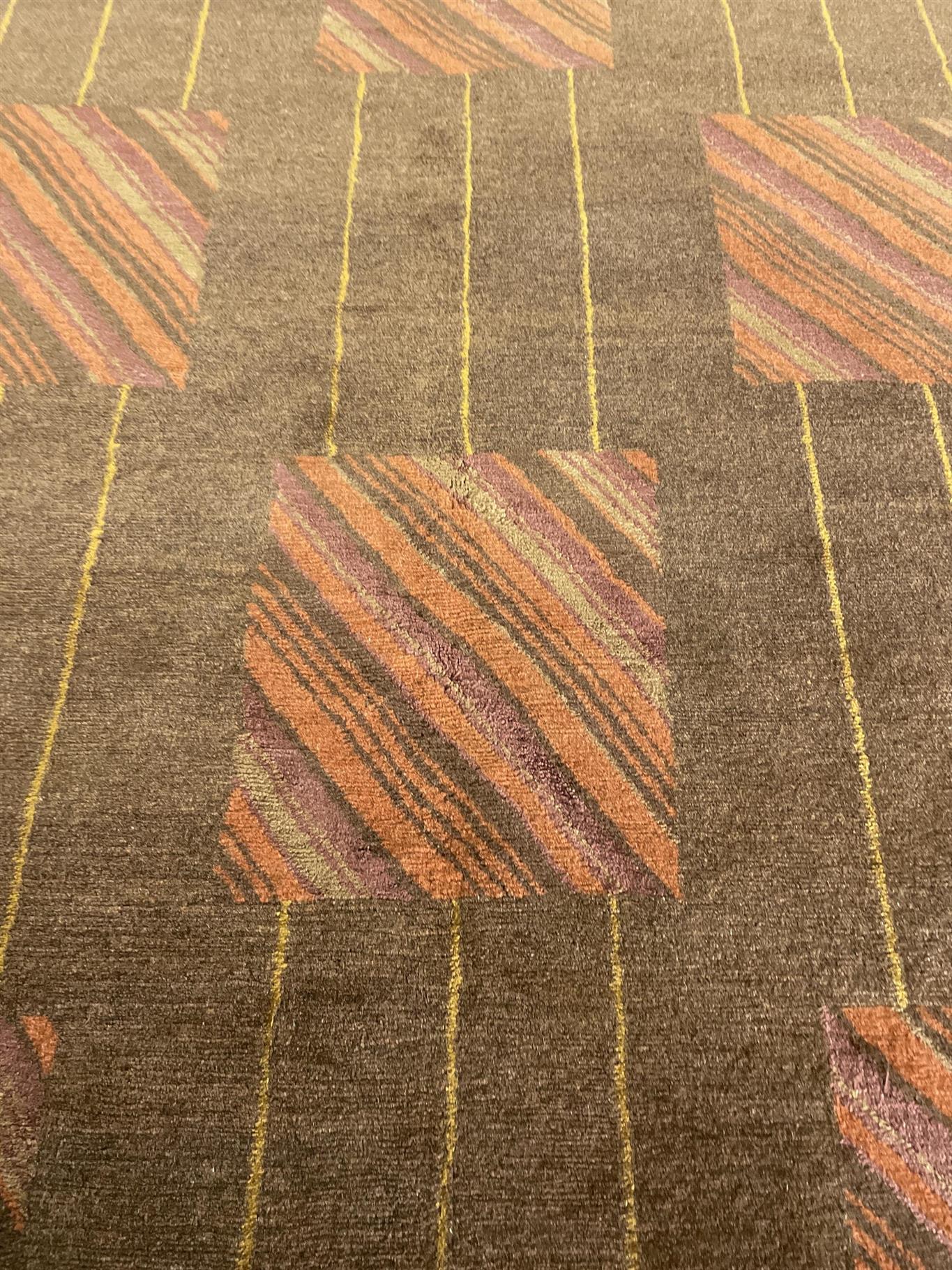 AORug#15471 size. 13' 01" x 13' 03"