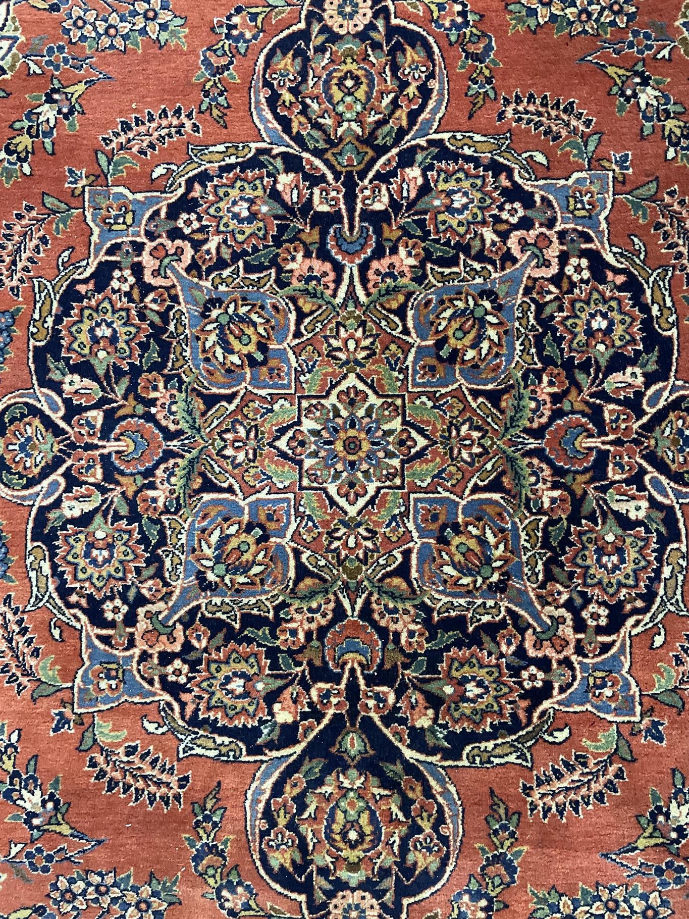 AORug#16481 size. 8' 10" x 11' 09"