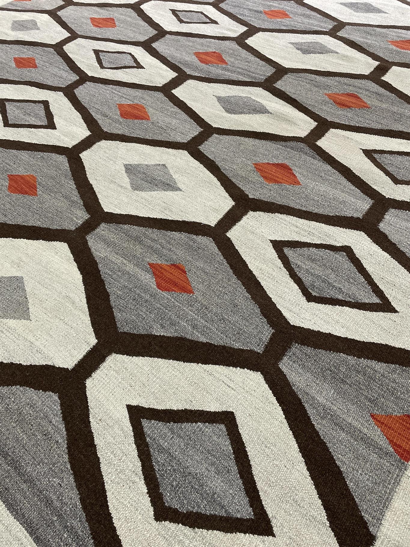 AORug#12488 size. 8'0" X 10'0"