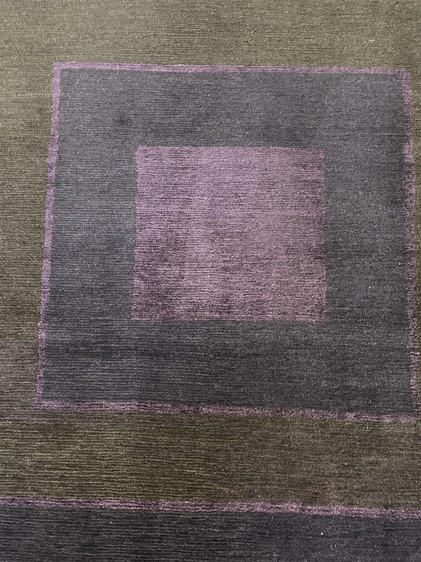 AORug#15774 size. 10' 00" x 10' 02"