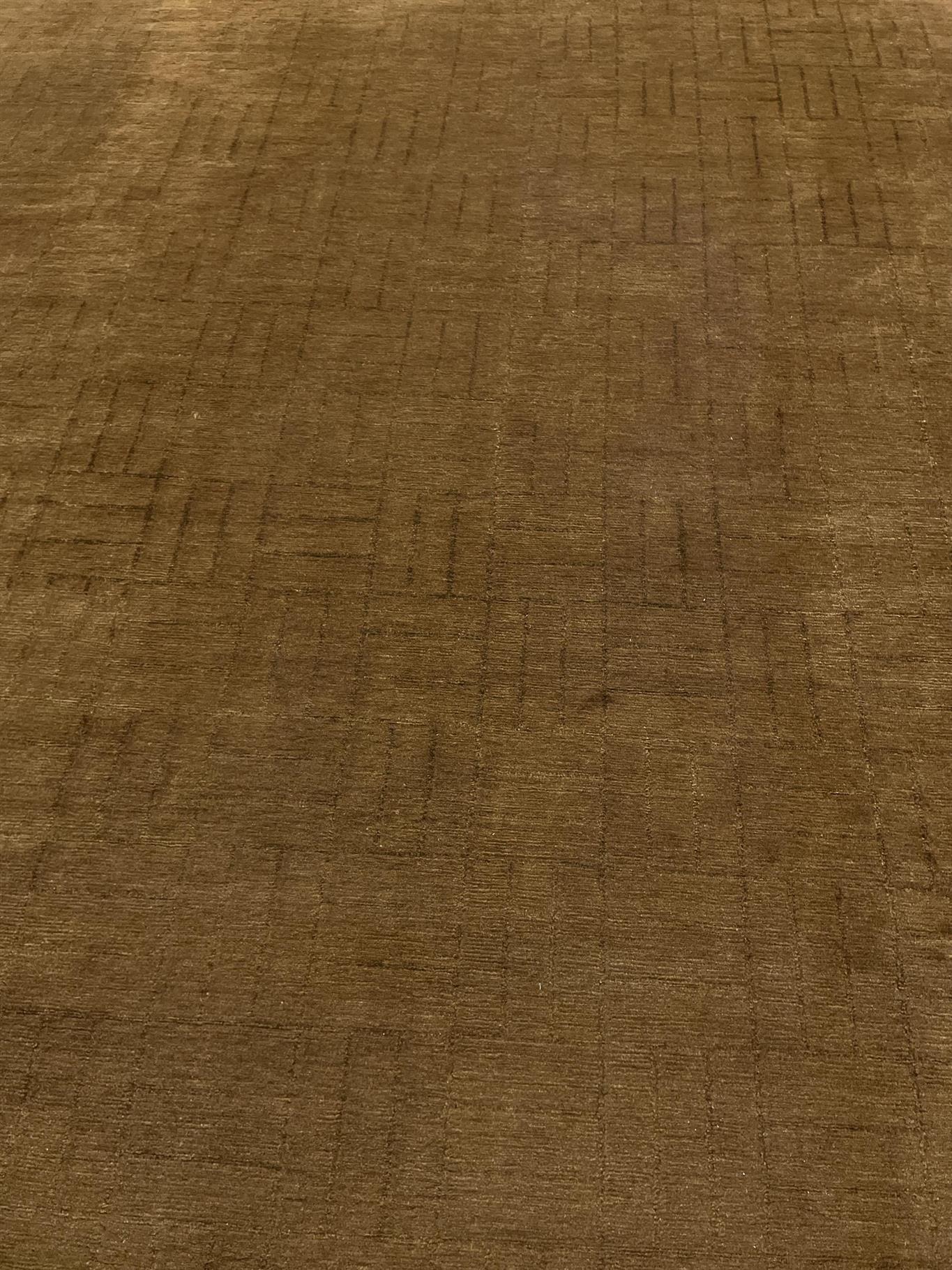 AORug#15882 size. 10' 01" x 10' 03"