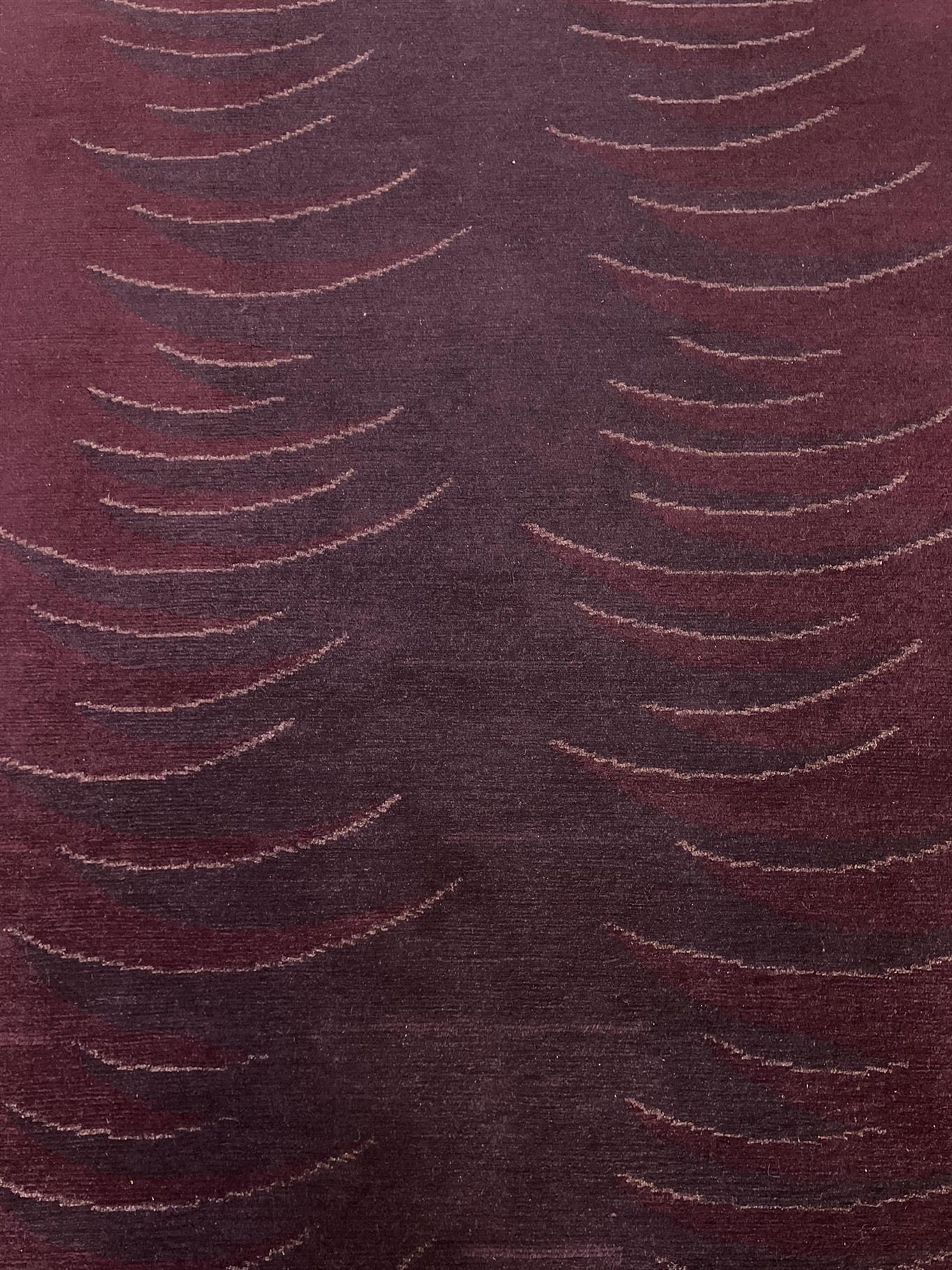 AORug#15388 size. 11' 04" x 11' 06"