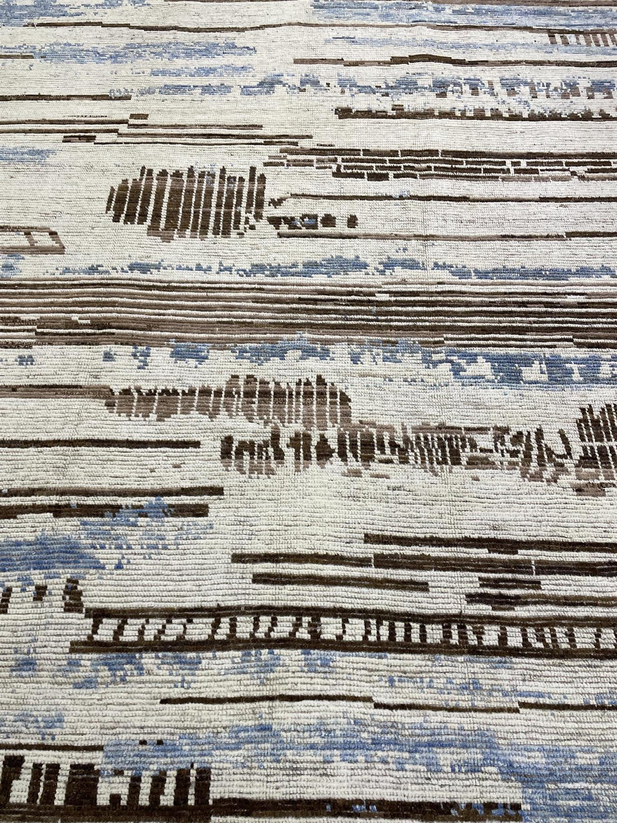 AORug#16418 size. 7' 10" x 9' 07"