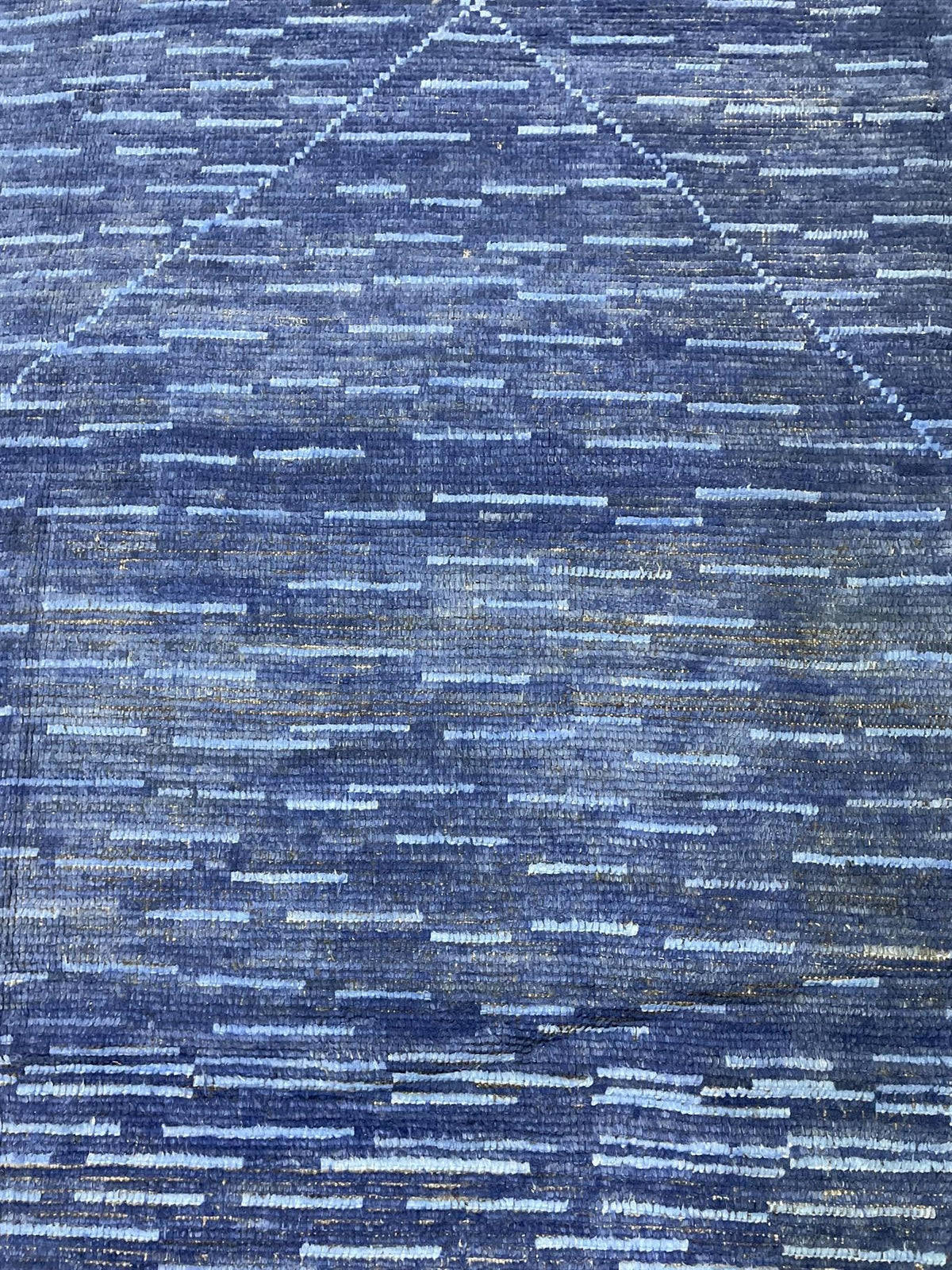AORug#16477 size. 9' 03" x 13' 00"