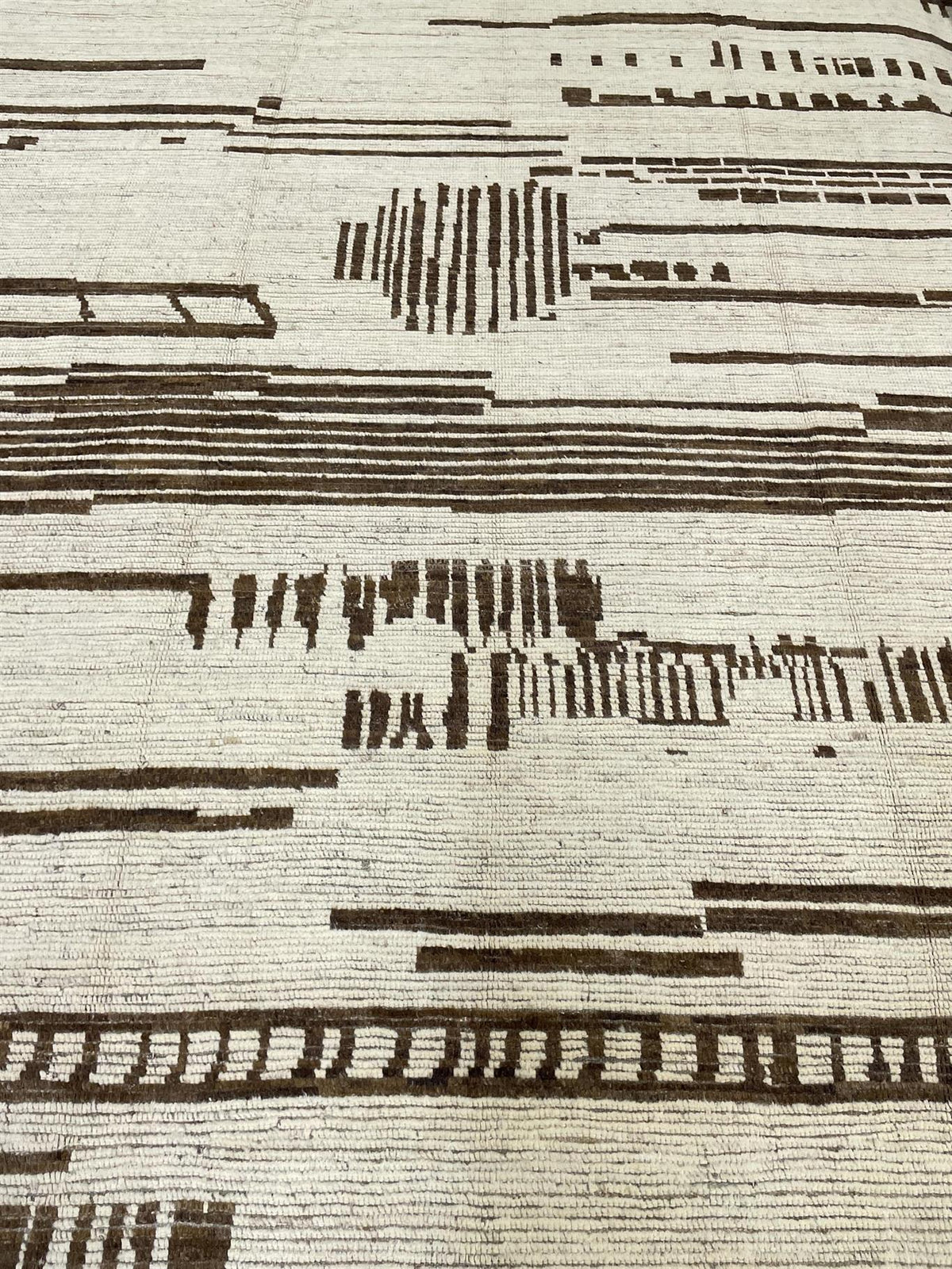 AORug#16403 size. 10' 00" x 12' 07"
