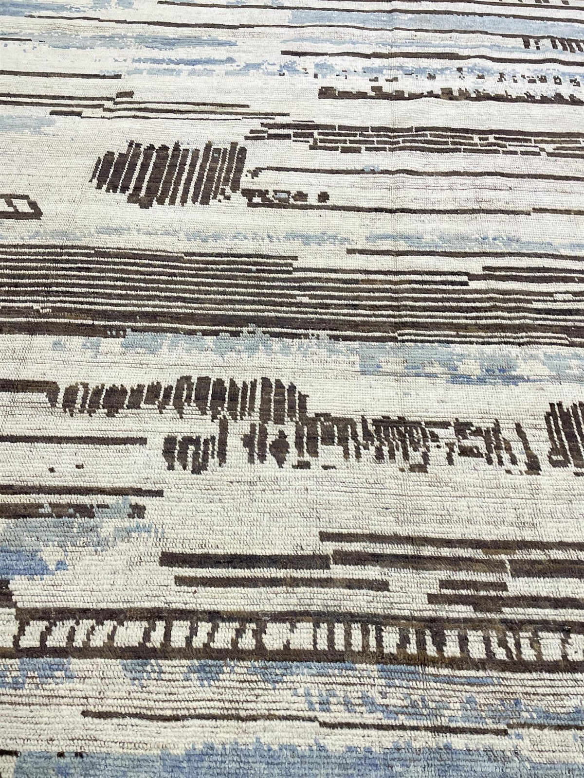 AORug#16398 size. 7' 11" x 9' 06"