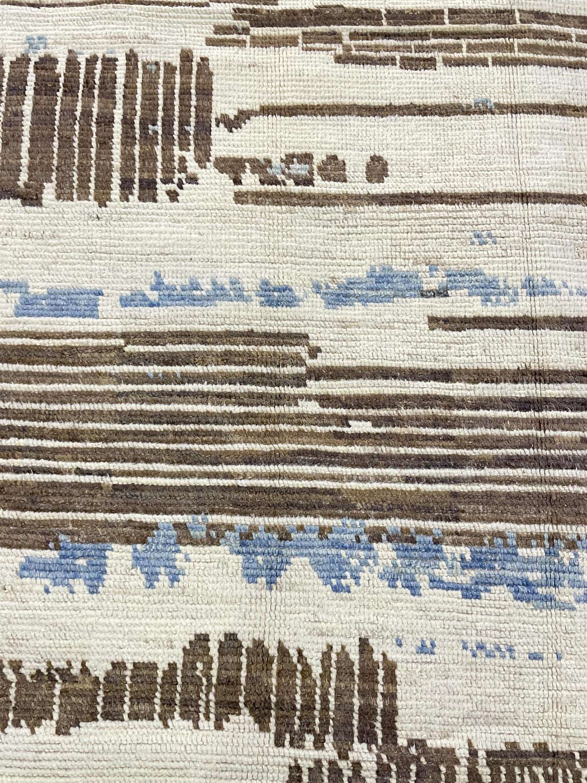 AORug#16405 size. 7' 10" x 9' 06"