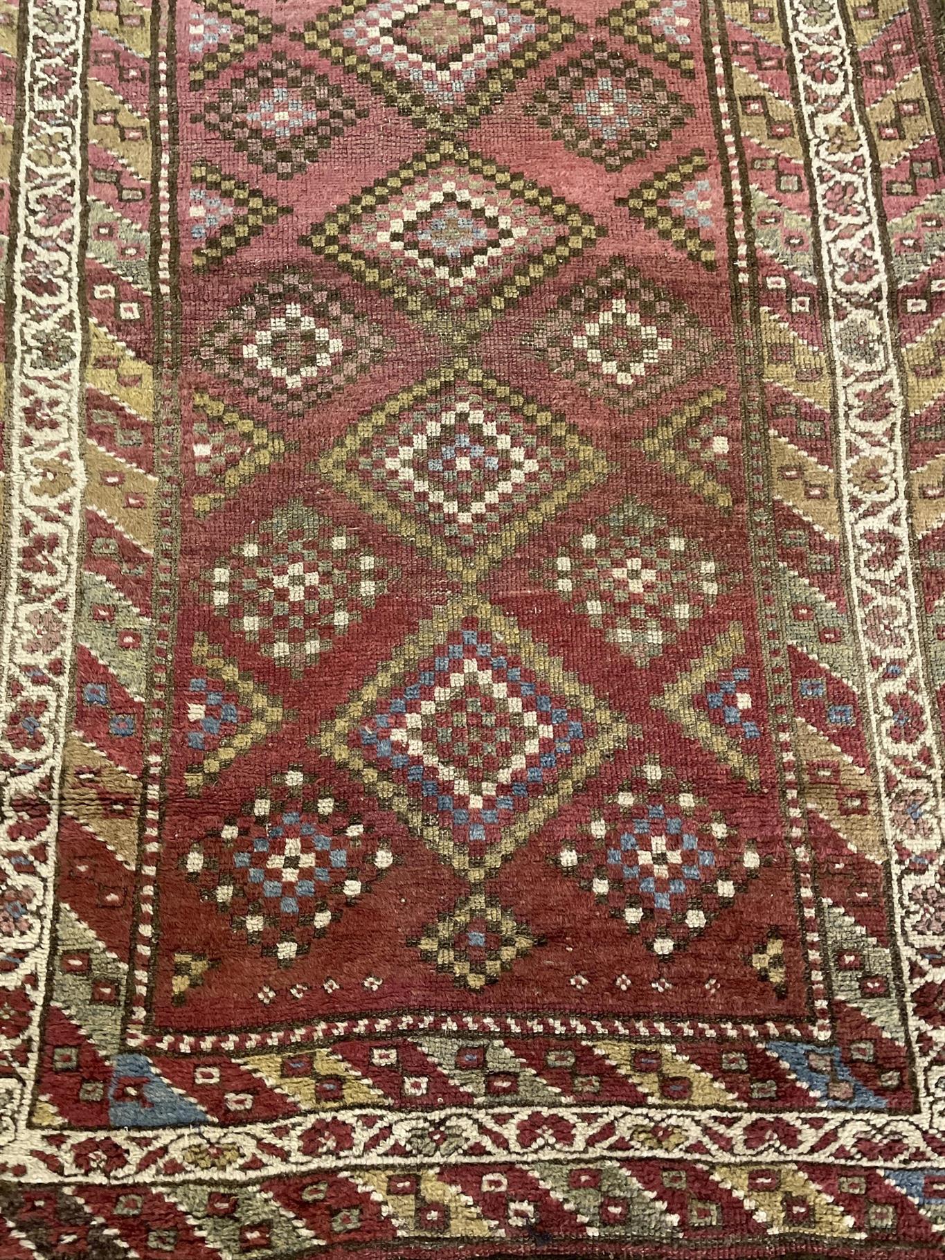 AORug#13699 size. 3' 03" x 10' 10"