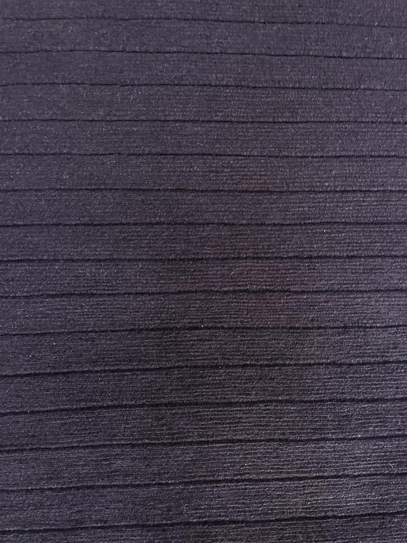 AORug#15621 size. 6' 01" x 8' 02"