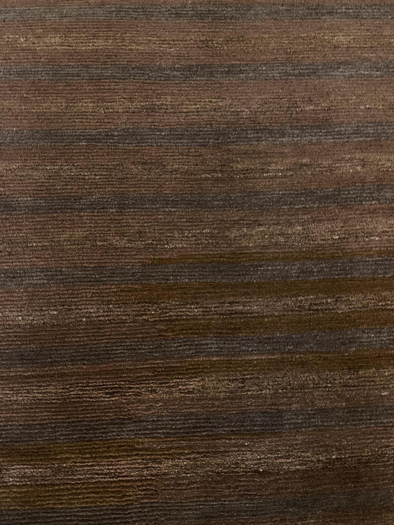 AORug#15695 size. 6' 07" x 8' 02"