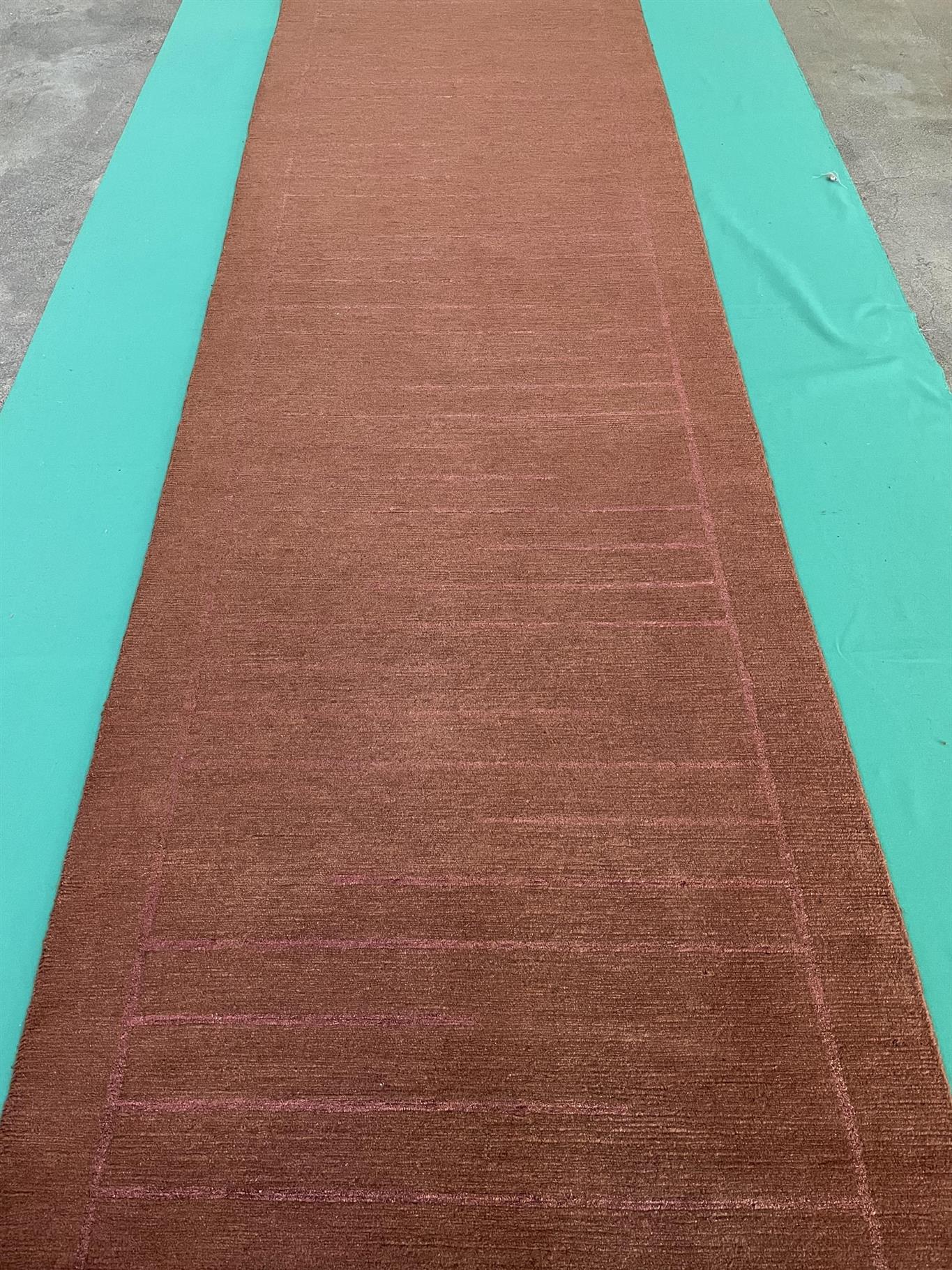 AORug#15808 size. 3' 00" x 11' 04"
