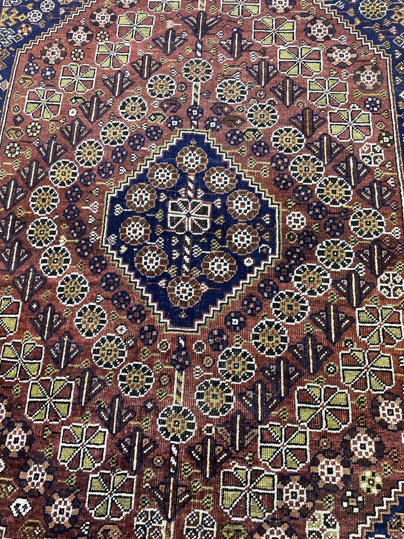 AORug#16594 size. 4' 05" x 6' 08"