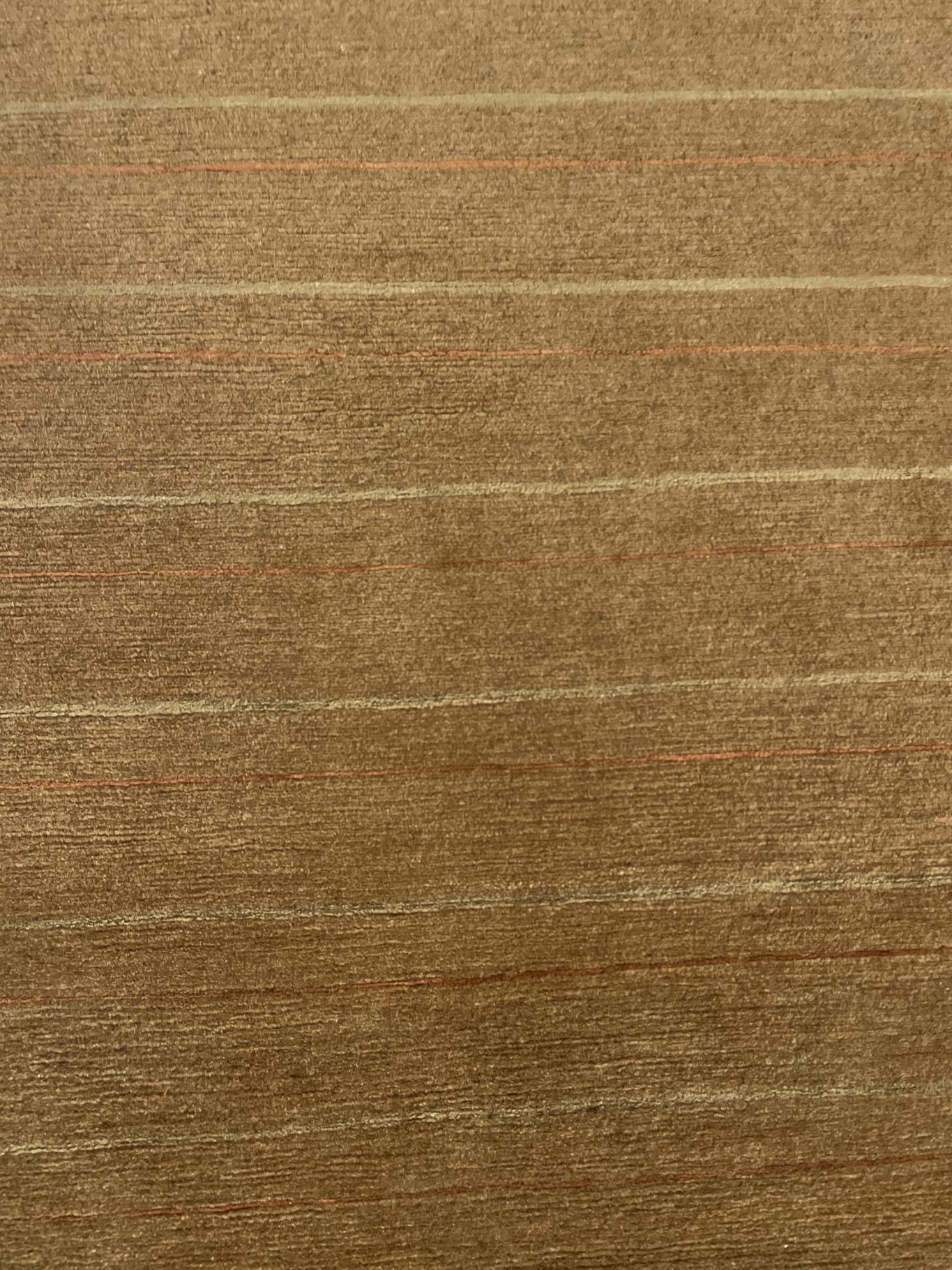 AORug#16683 size. 9' 06" x 11' 09"