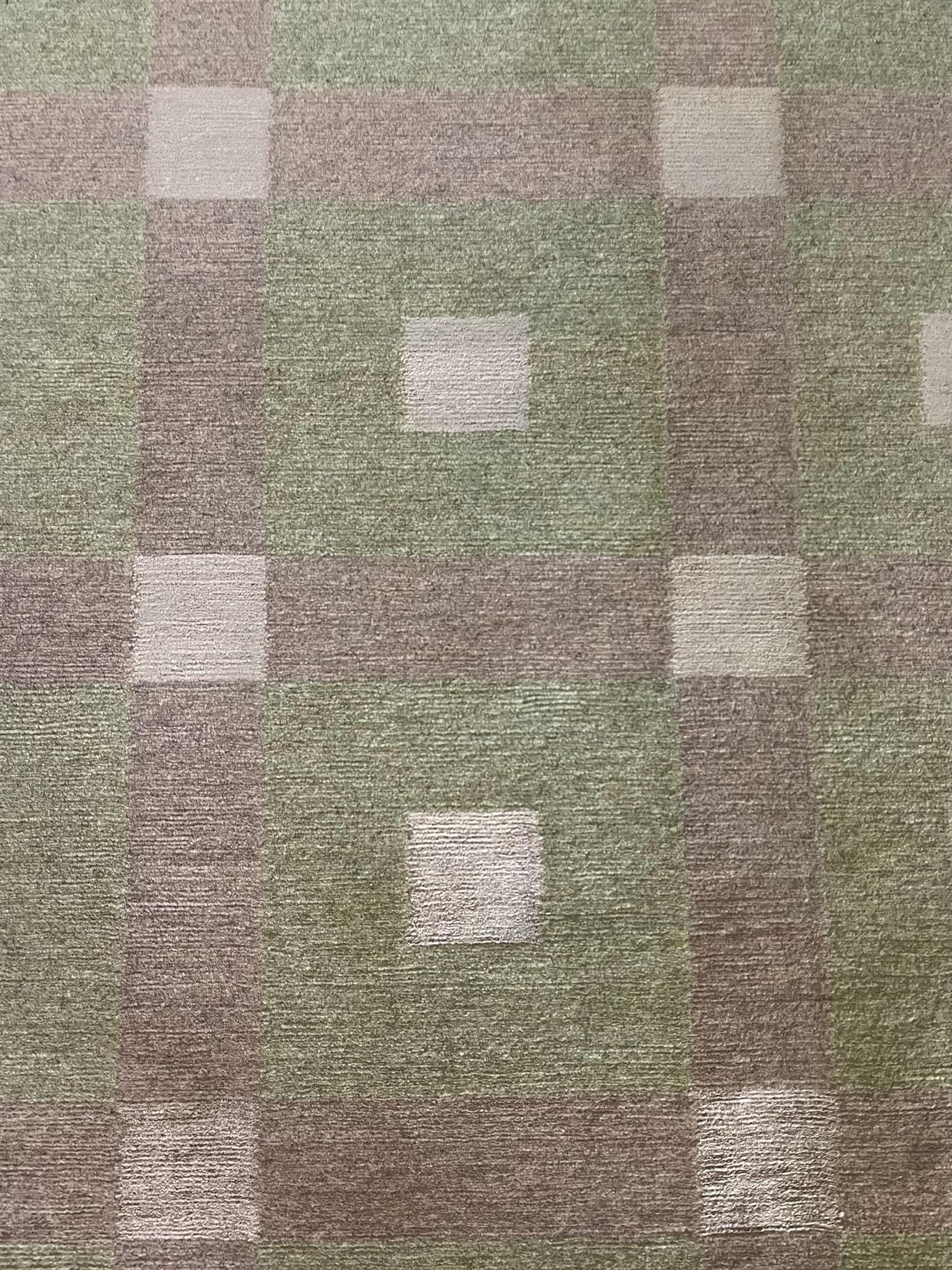 AORug#15686 size. 5' 09" x 7' 10"