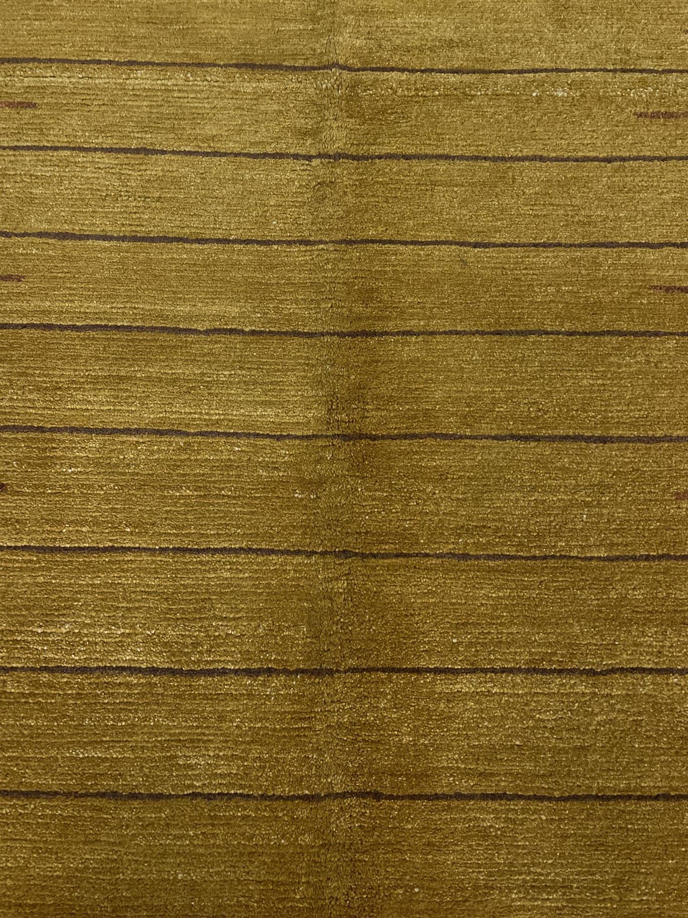 AORug#15682 size. 5' 07" x 7' 09"
