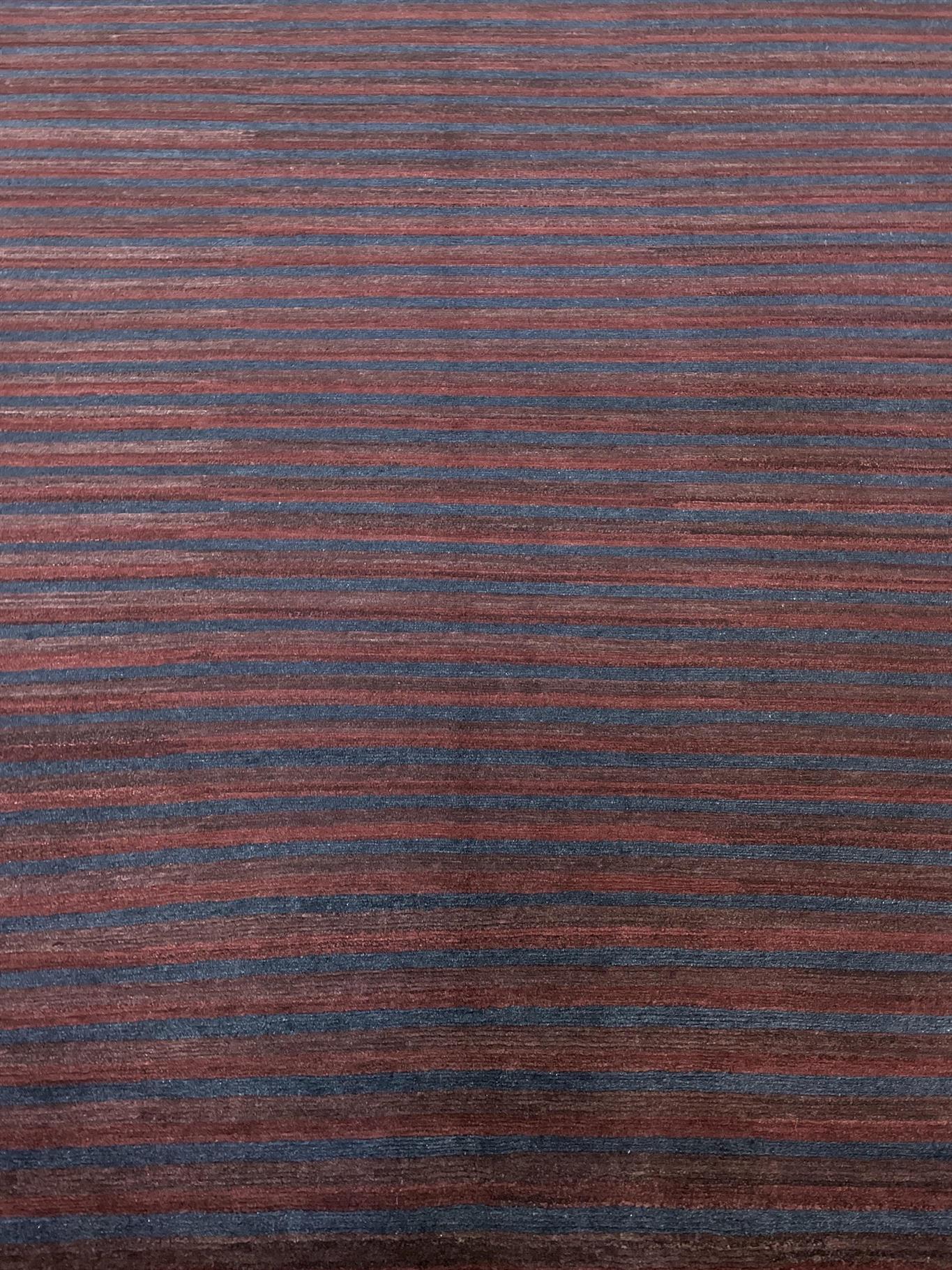 AORug#15618 size. 6' 09" x 6' 09"