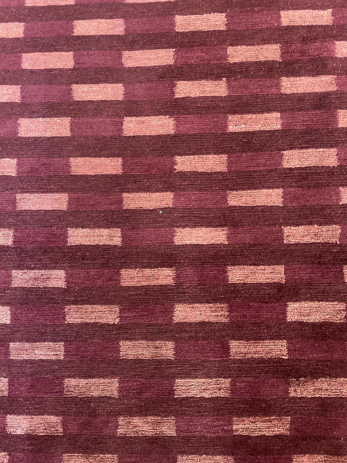 AORug#15744 size. 10' 00" x 10' 01"