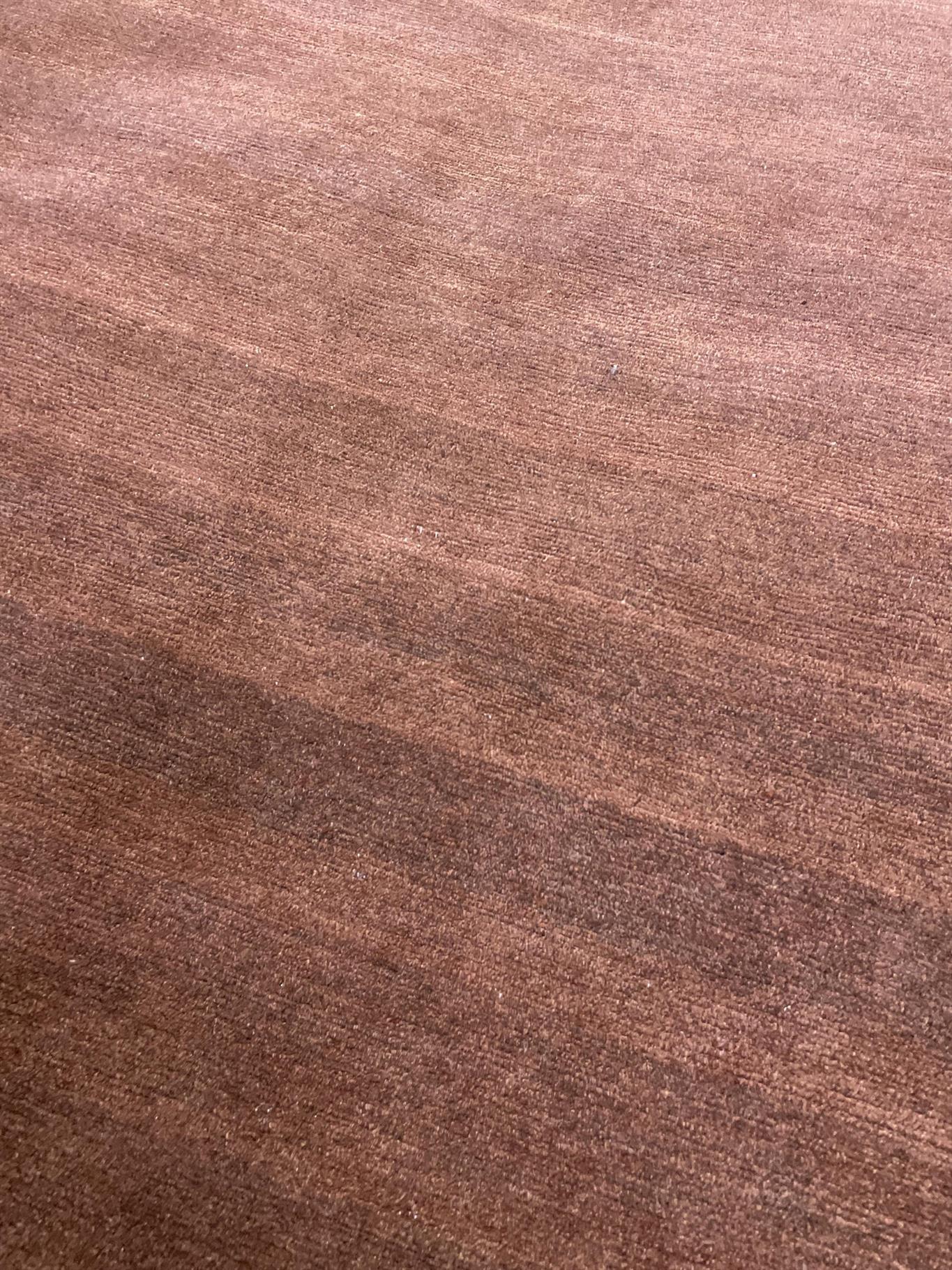 AORug#15395 size. 9' 02" x 9' 05"