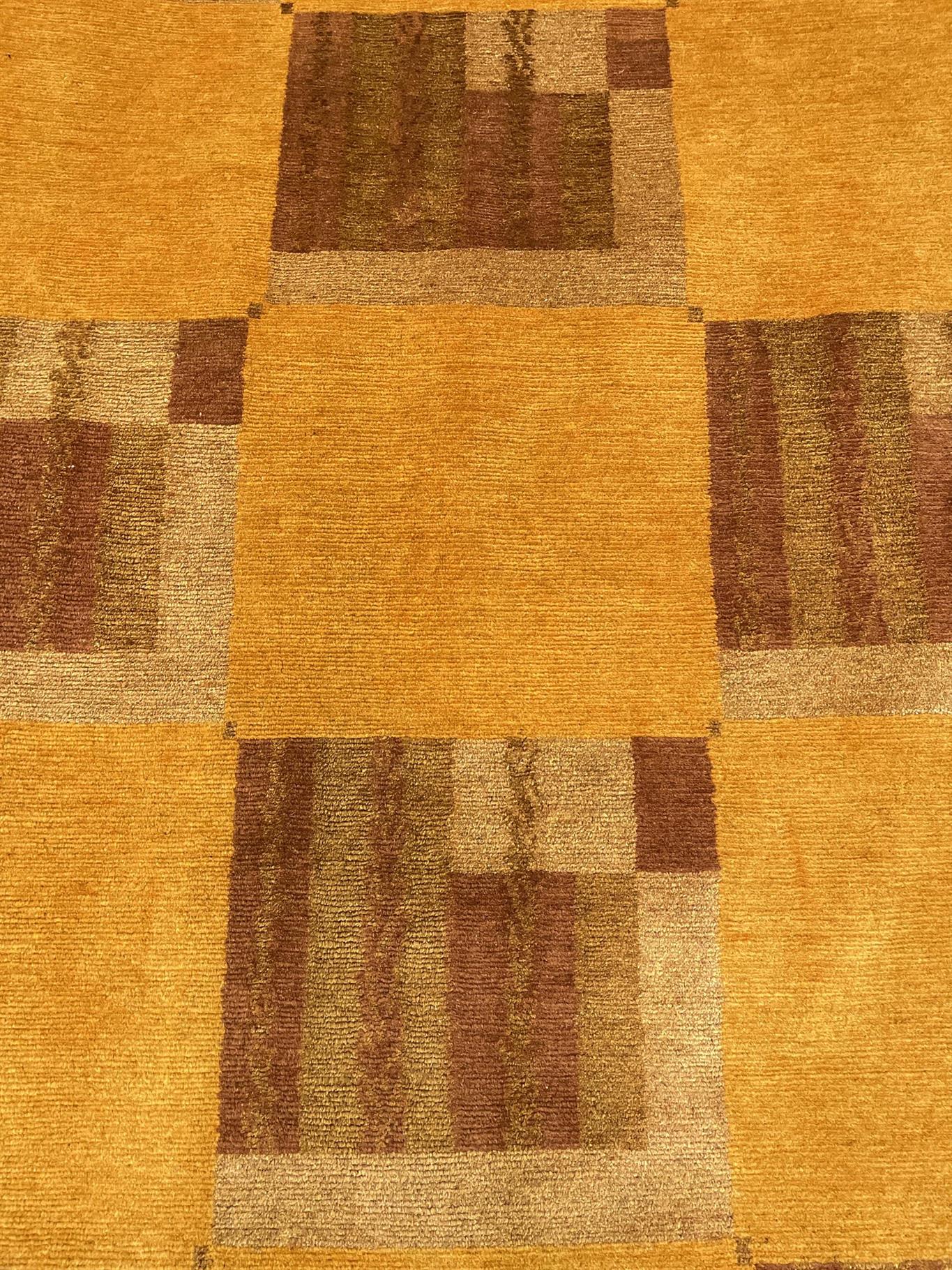 AORug#15281 size. 8' 06" x 11' 06"