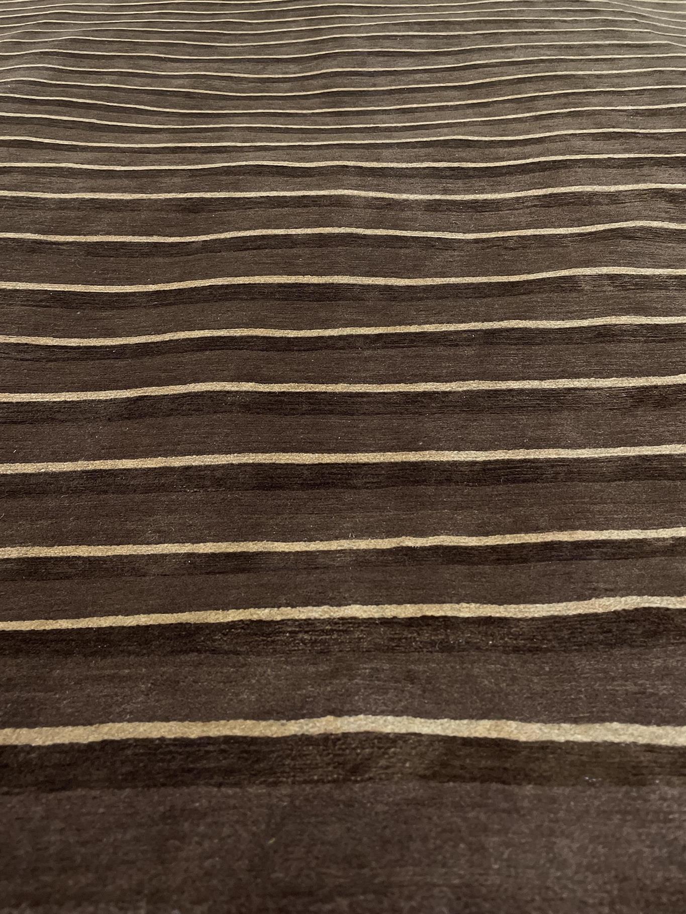 AORug#15280 size. 8' 04" x 11' 00"