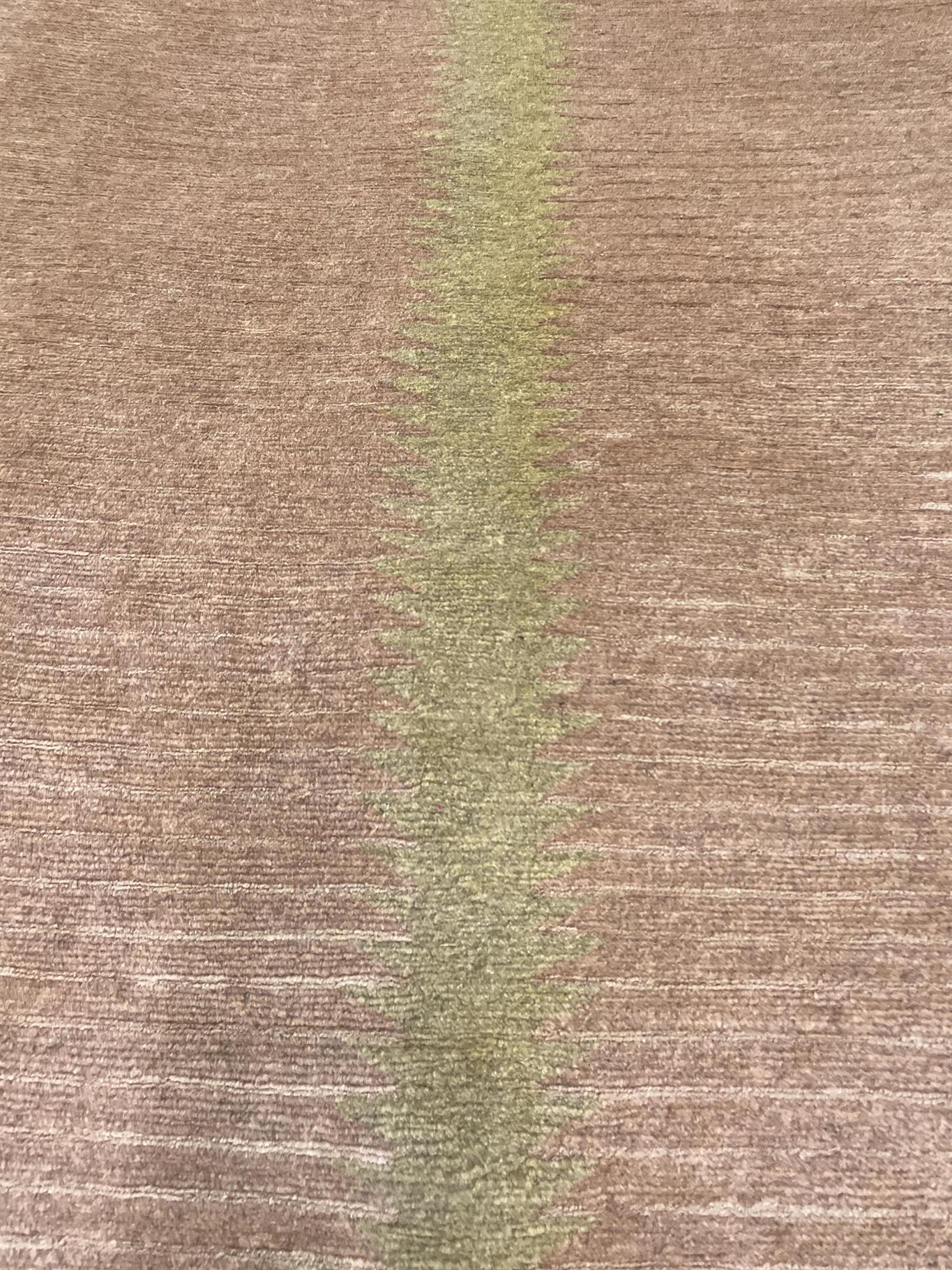 AORug#15359 size. 9' 01" x 9' 06"