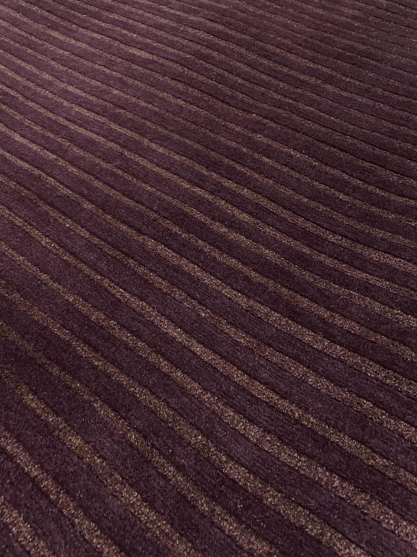 AORug#15417 size. 6' 10" x 9' 08"
