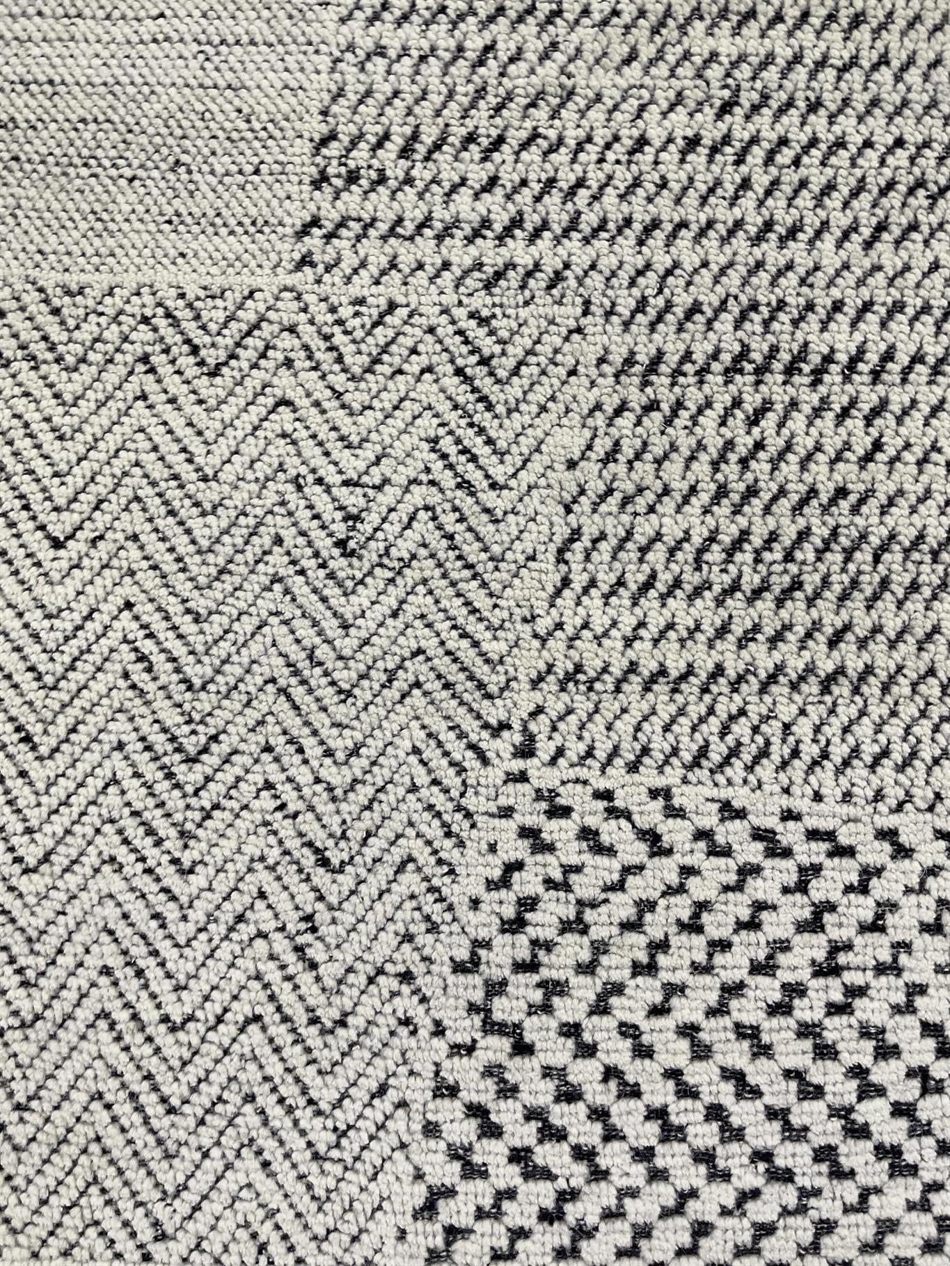 AORug#16449 size. 9'0" X 12'0"