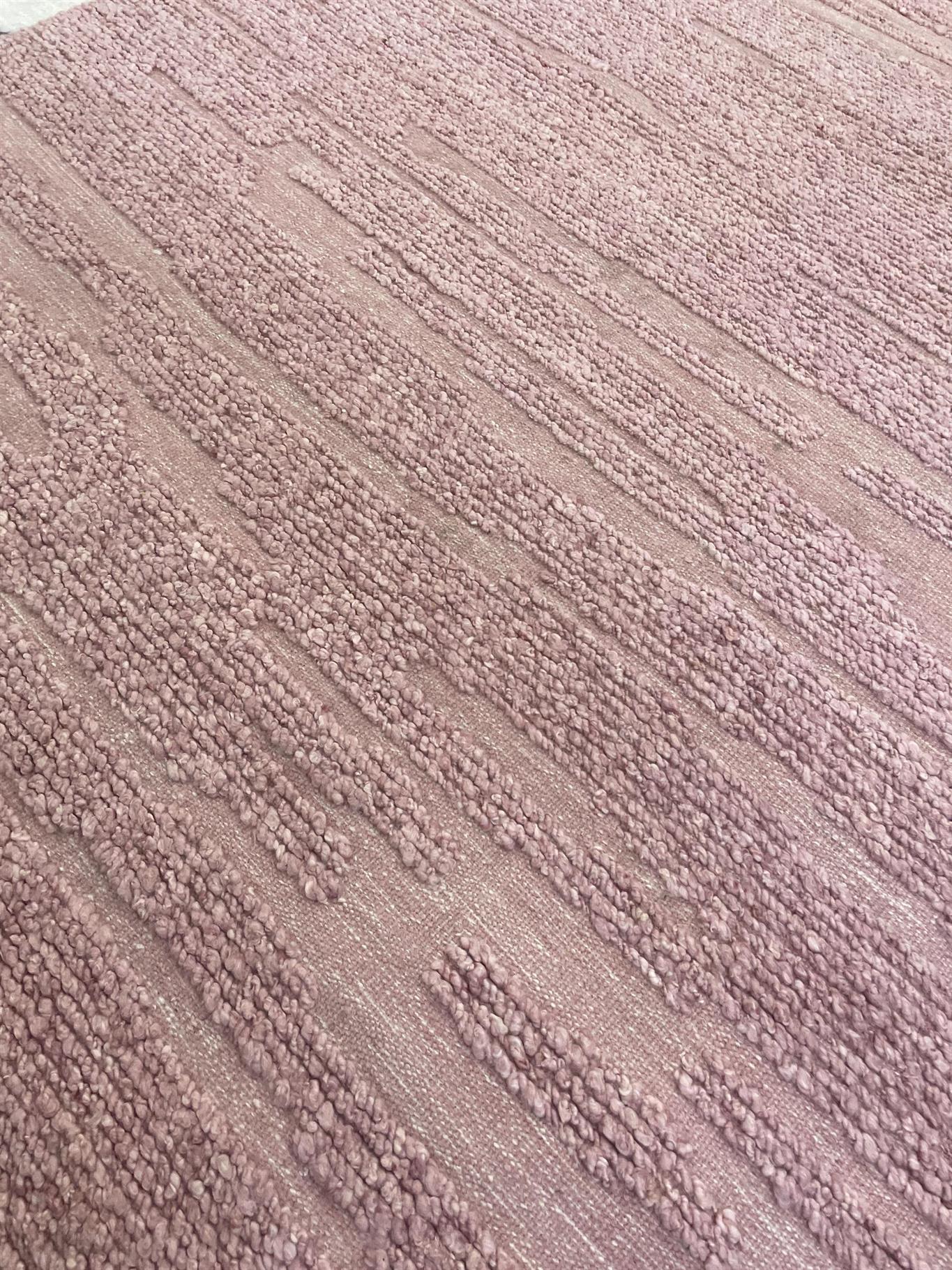AORug#16445 size. 6'0" X 9'0"