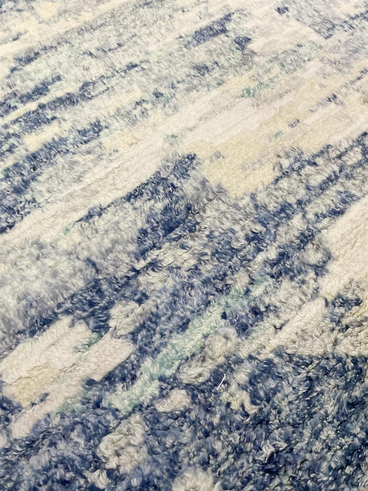 AORug#16227 size. 9'0" X 12'0"