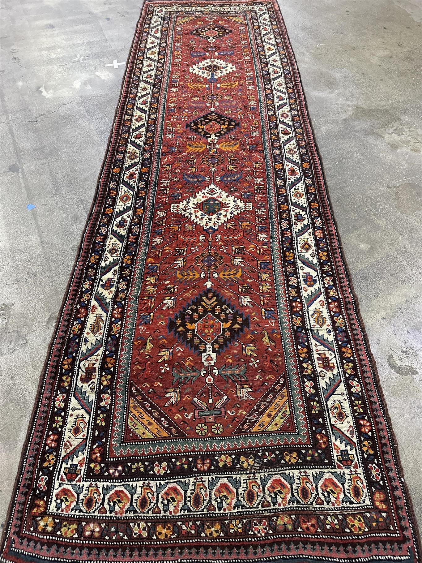 AORug#8849 size. 3' 05" x 12' 06"