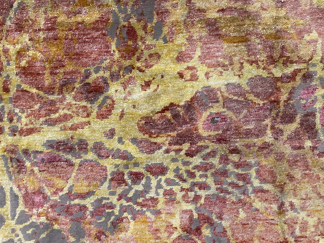 AORug#17984 size. 8' 02" x 9' 09"
