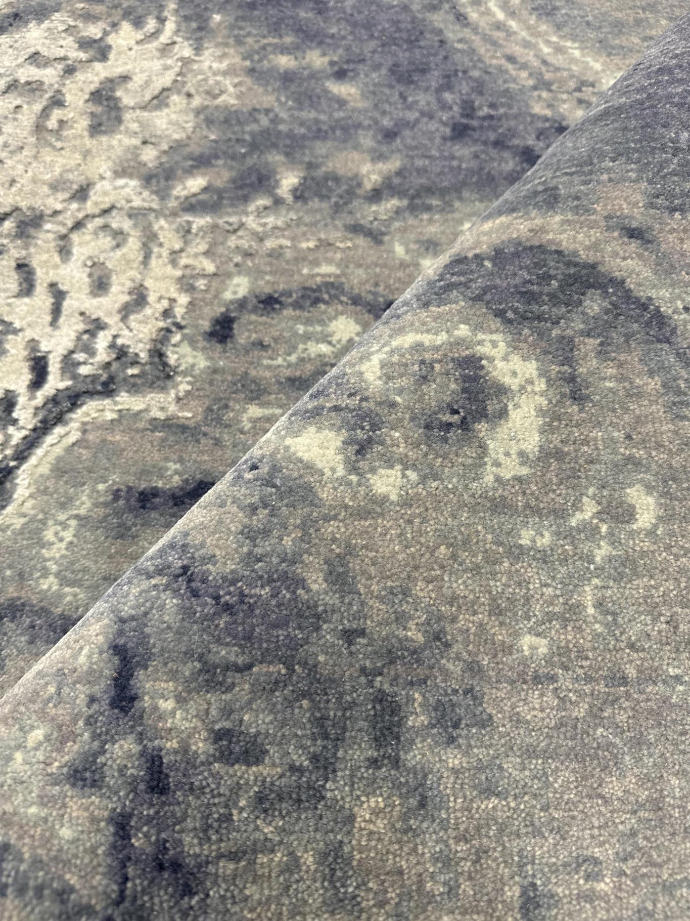 AORug#10334 size. 8' 00" x 10' 00"