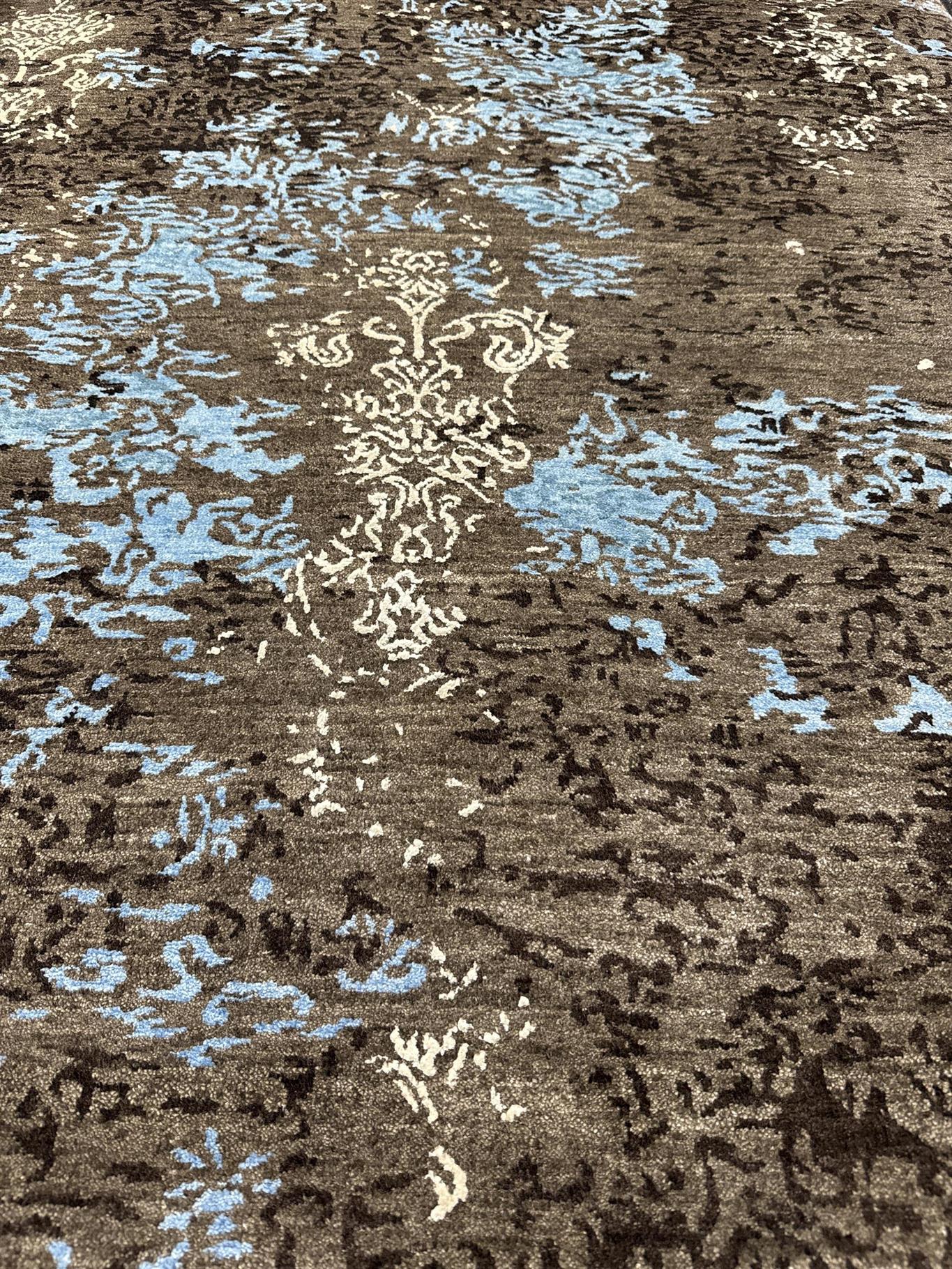AORug#7828 size. 7' 11" x 10' 00"