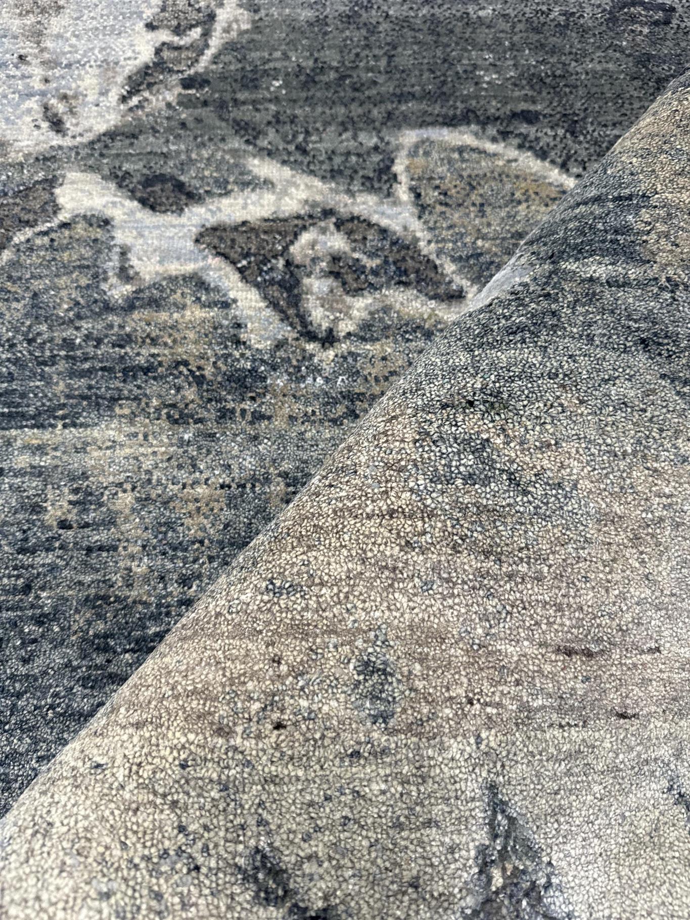 AORug#9127 size. 7' 09" x 9' 09"