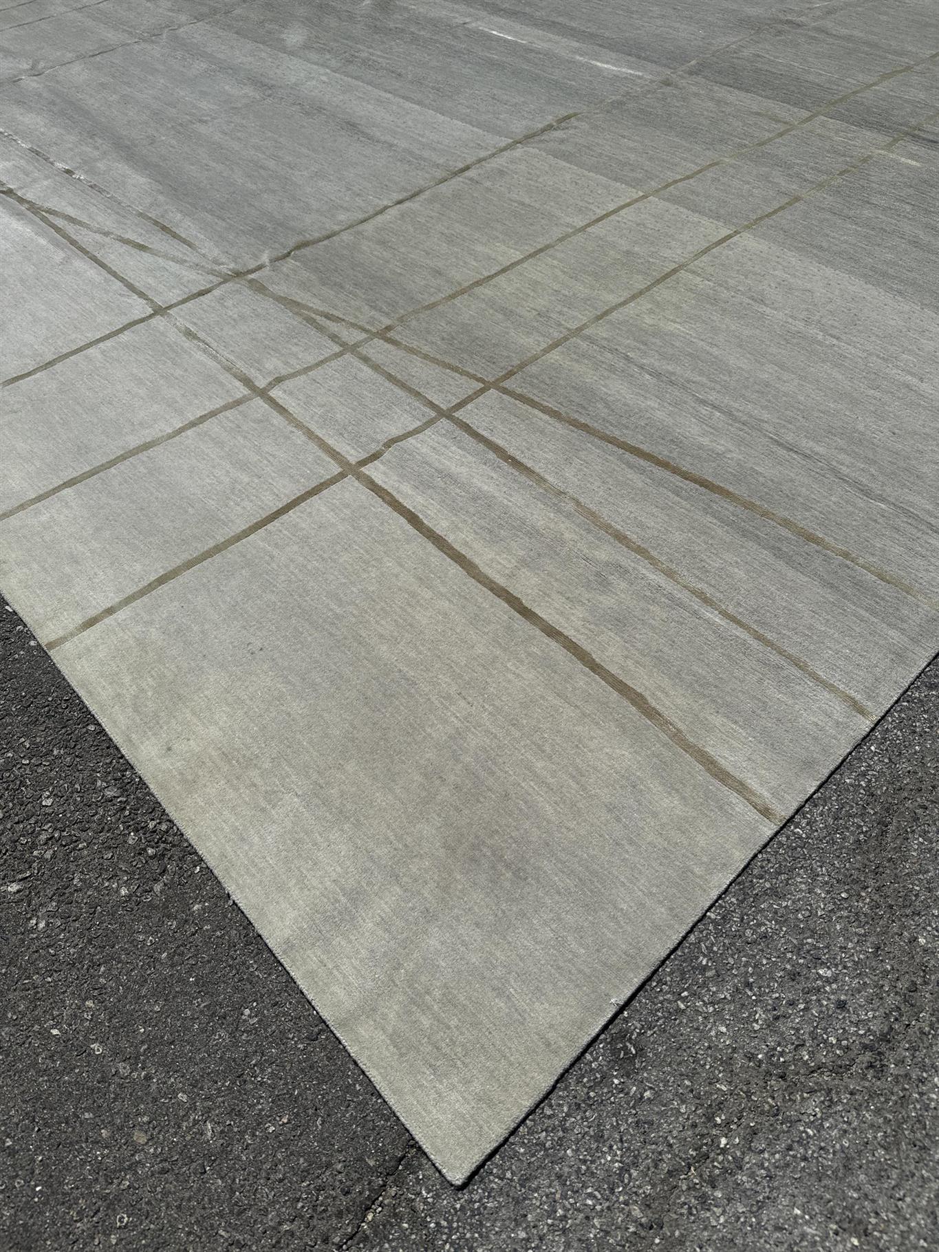 AORug#17576 size. 15' 11" x 16' 11"
