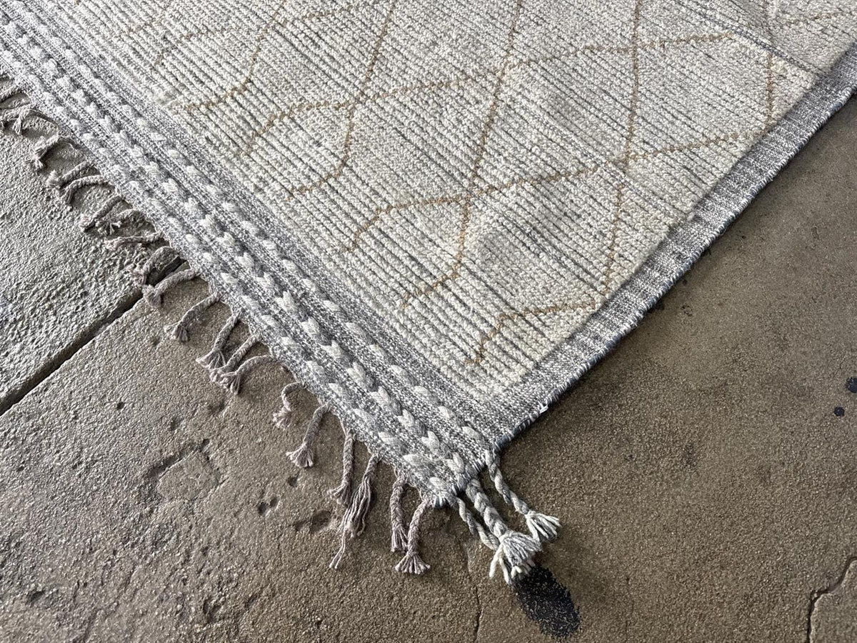 AORug#16544 size. 10' 00" x 14' 10"