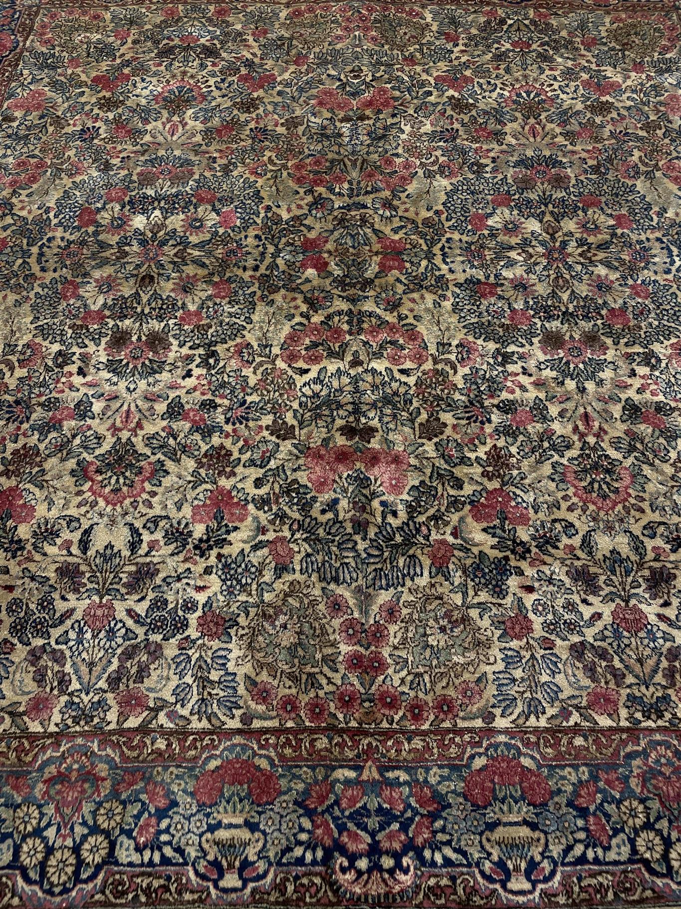 AORug#13087 size. 6' 08" x 7' 01"