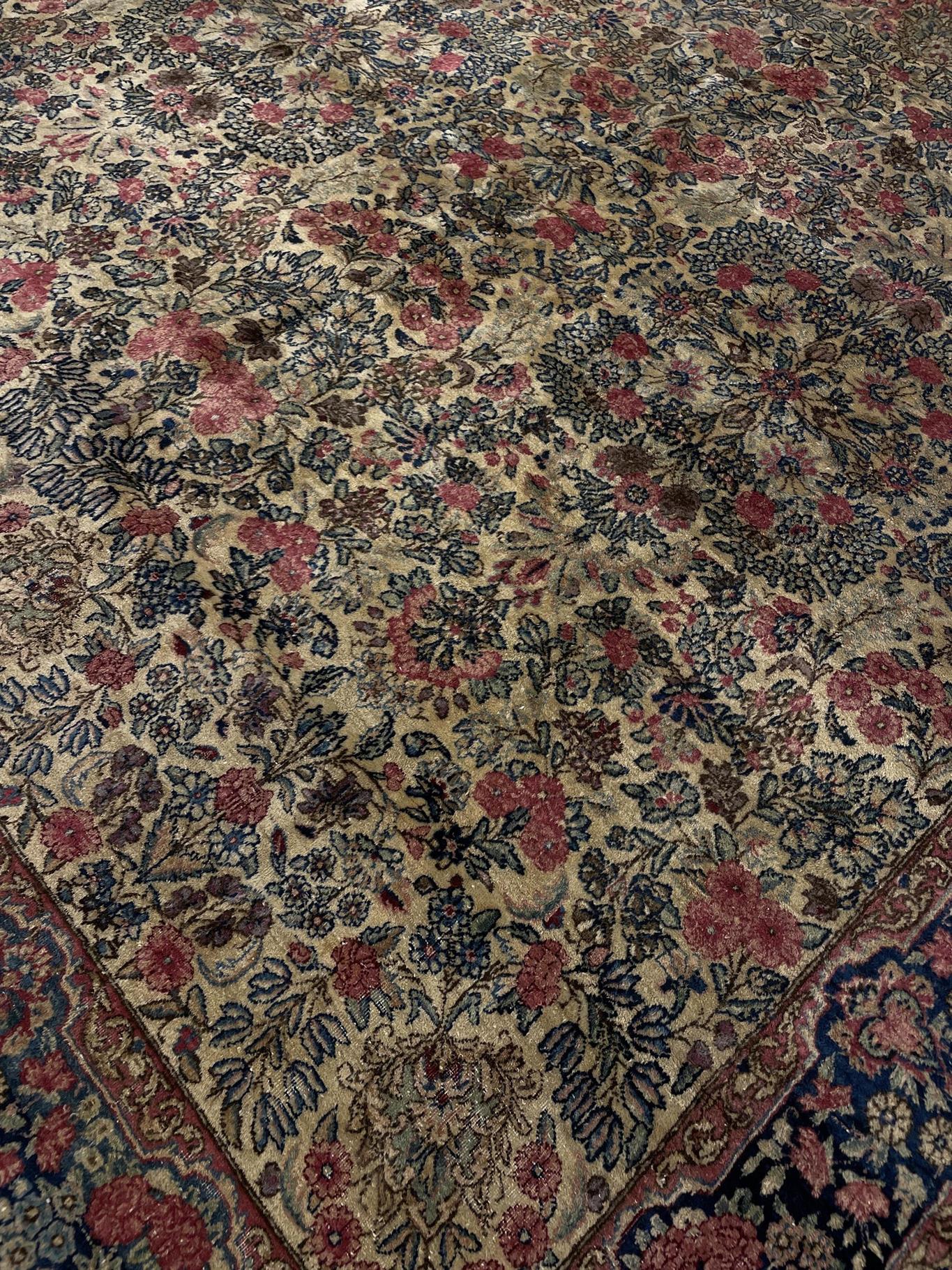 AORug#13087 size. 6' 08" x 7' 01"