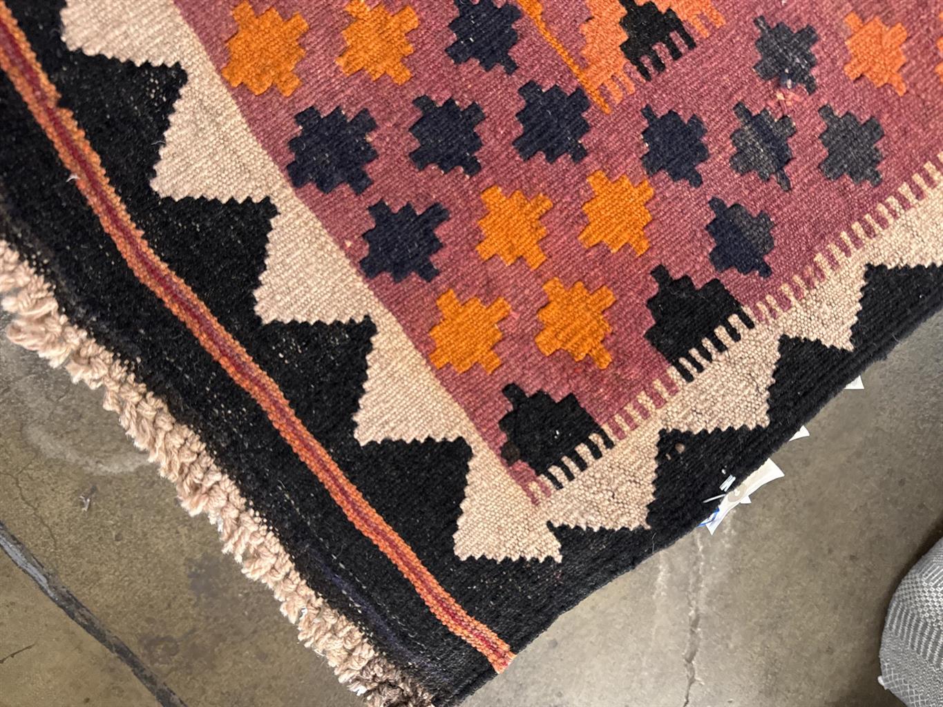 AORug#2264 size. 3' 01" x 6' 02"